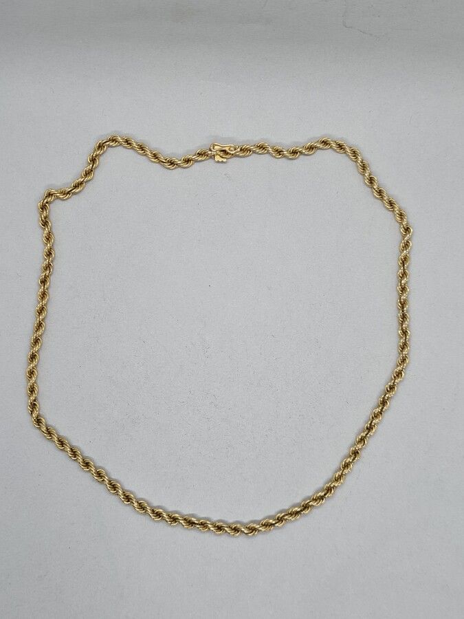 Null 750毫米黄金项链（18K）。尺寸 :L. : 44,5 cm.重量：31.9克