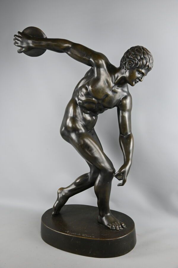 Null After MYRON, "The Discobolus", Large proof in bronze with green patina, ins&hellip;