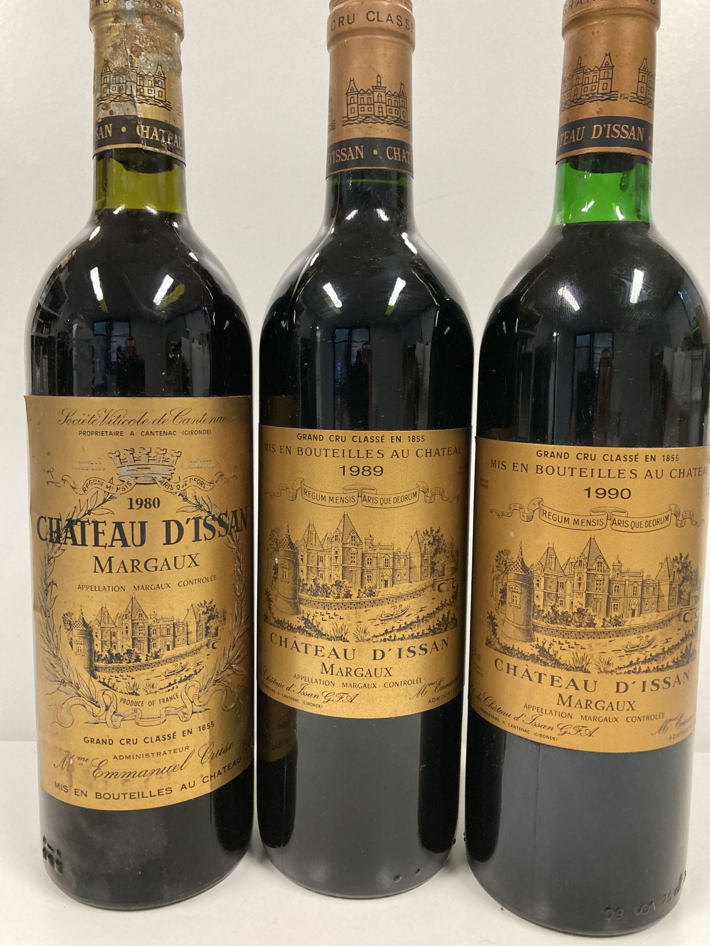 Null MARGAUX CHAT. D'ISSAN GCC		

ROUGE 	75CL 	1980 	B.G 	E.T 	1BLLE



MARGAUX &hellip;