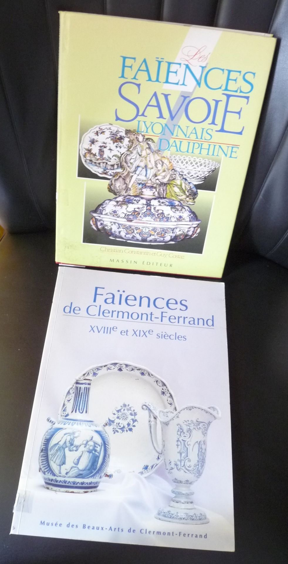 Null FAIENCES DE CLERMONT FERRAND XVIIIe et XIXe SIECLES. Musée des Beaux-arts d&hellip;