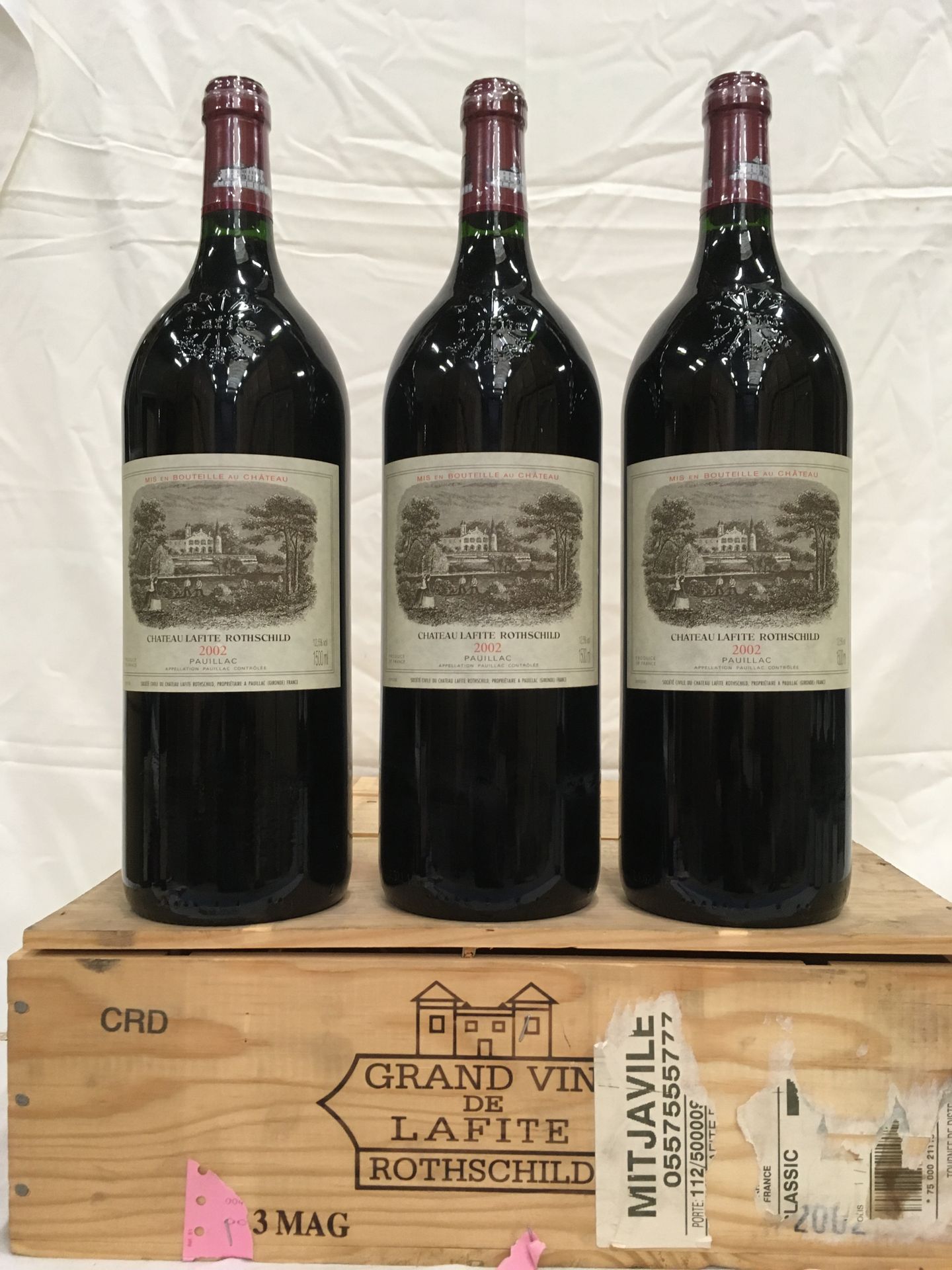 Null 1 HOLZKISTE 3 Magnums PAUILLAC Château Lafite Rothschild 2002 150cl