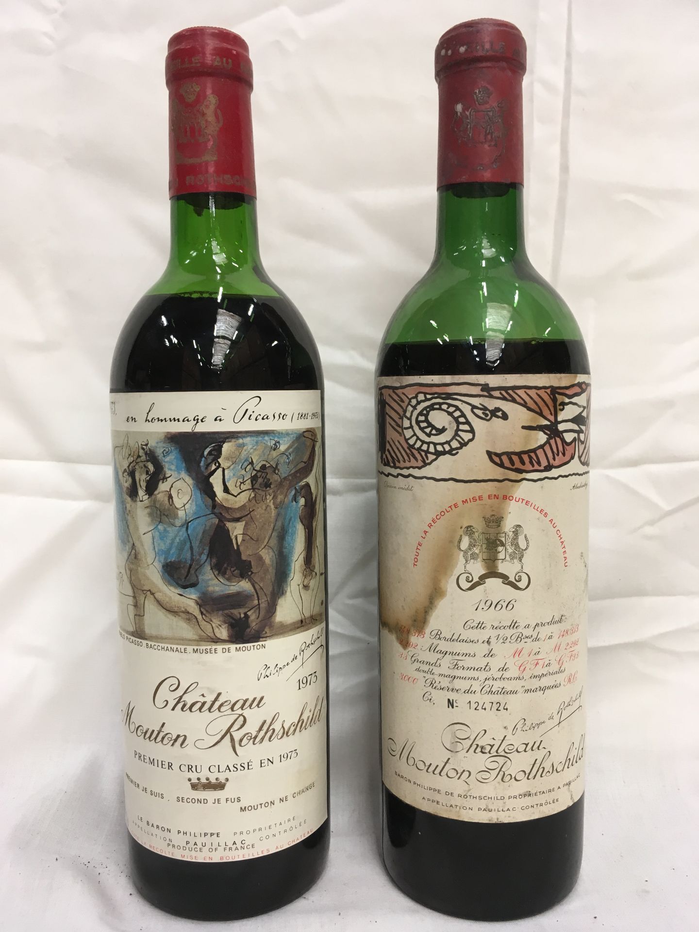 Null 1 PAUILLAC 1ER GCC Château Mouton Rothschild 1966 75cl e.T b.E

1 PAUILLAC &hellip;