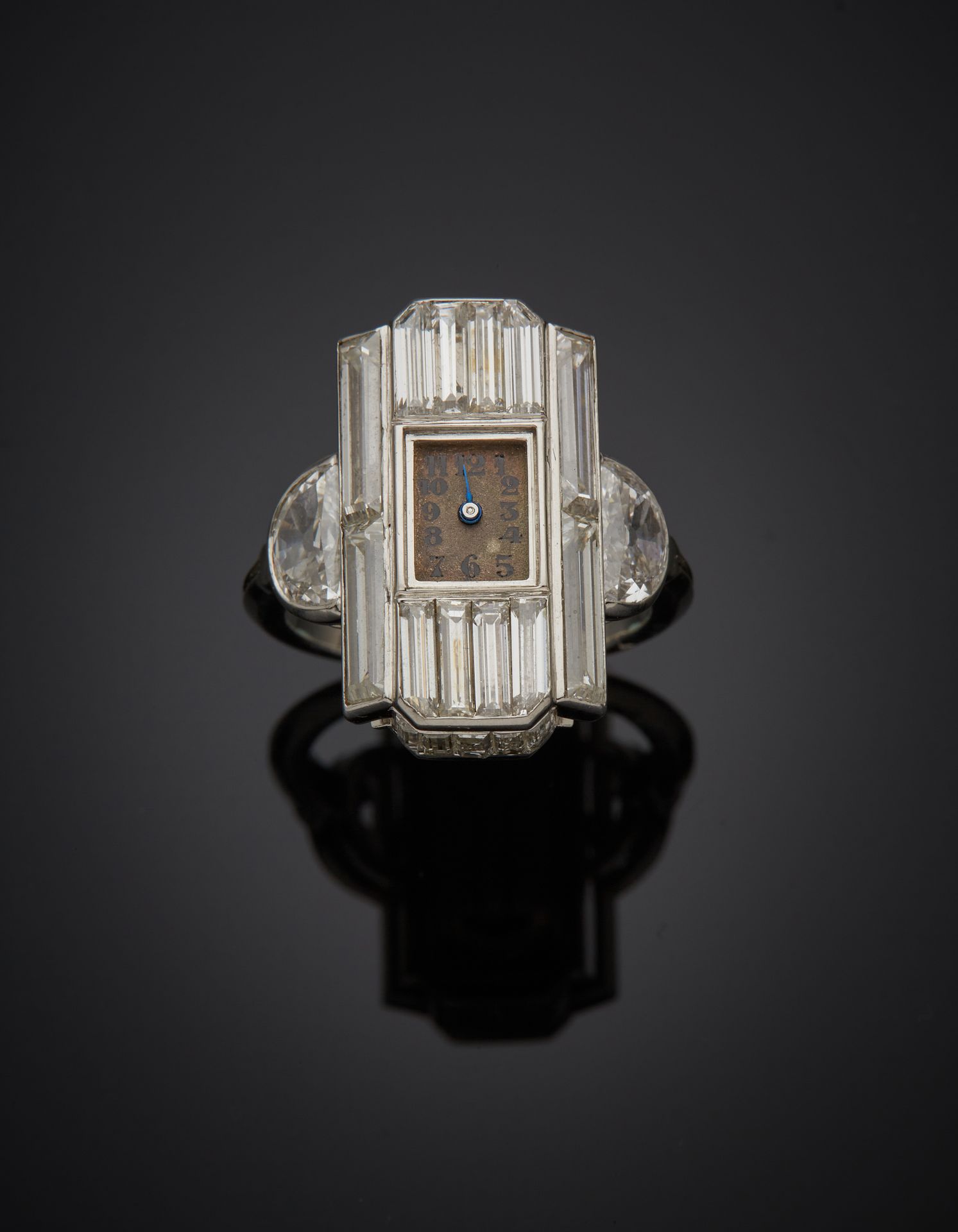 Null Geometric watch ring in platinum (950‰). Bezel set with baguette-cut, calib&hellip;