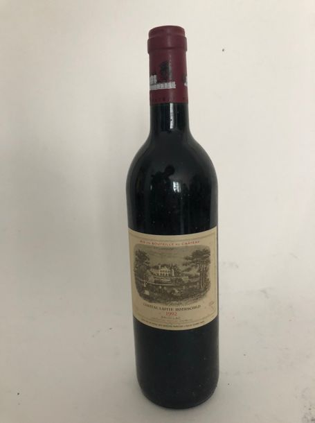 Null 1 bouteille chateau lafite ROTSCHILD 1992 1er GCC Pauillac