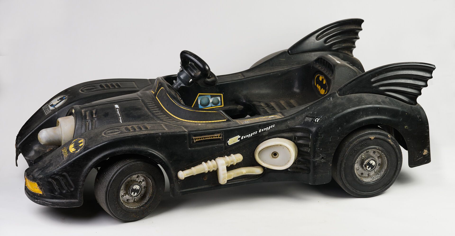 Null Voiture à pédale "Batmobile" noir, année 80-90, Long 1m20cm