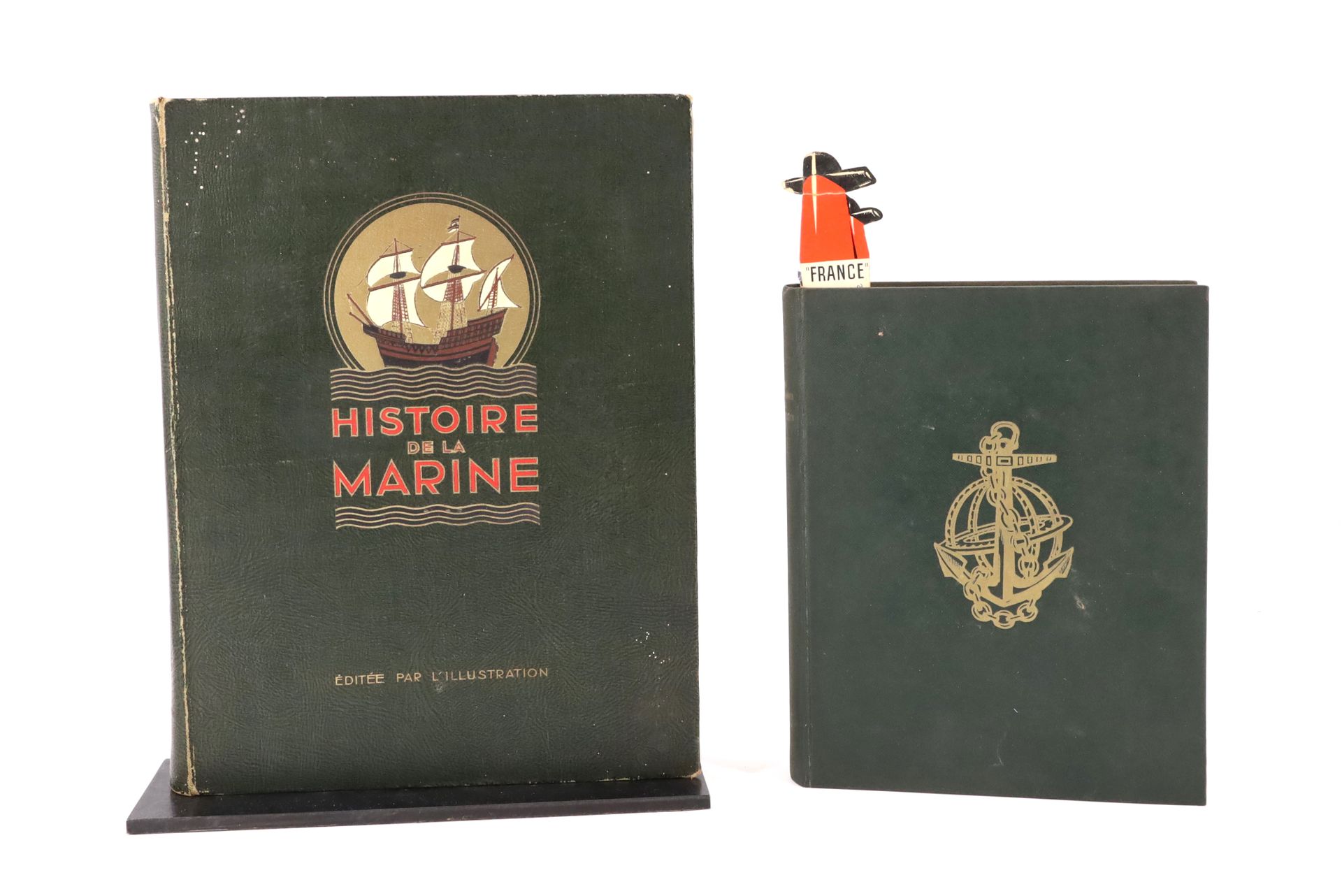 Null Réunion de deux ouvrages relatifs à la Marine :

- Marthe Barbance, Histoir&hellip;