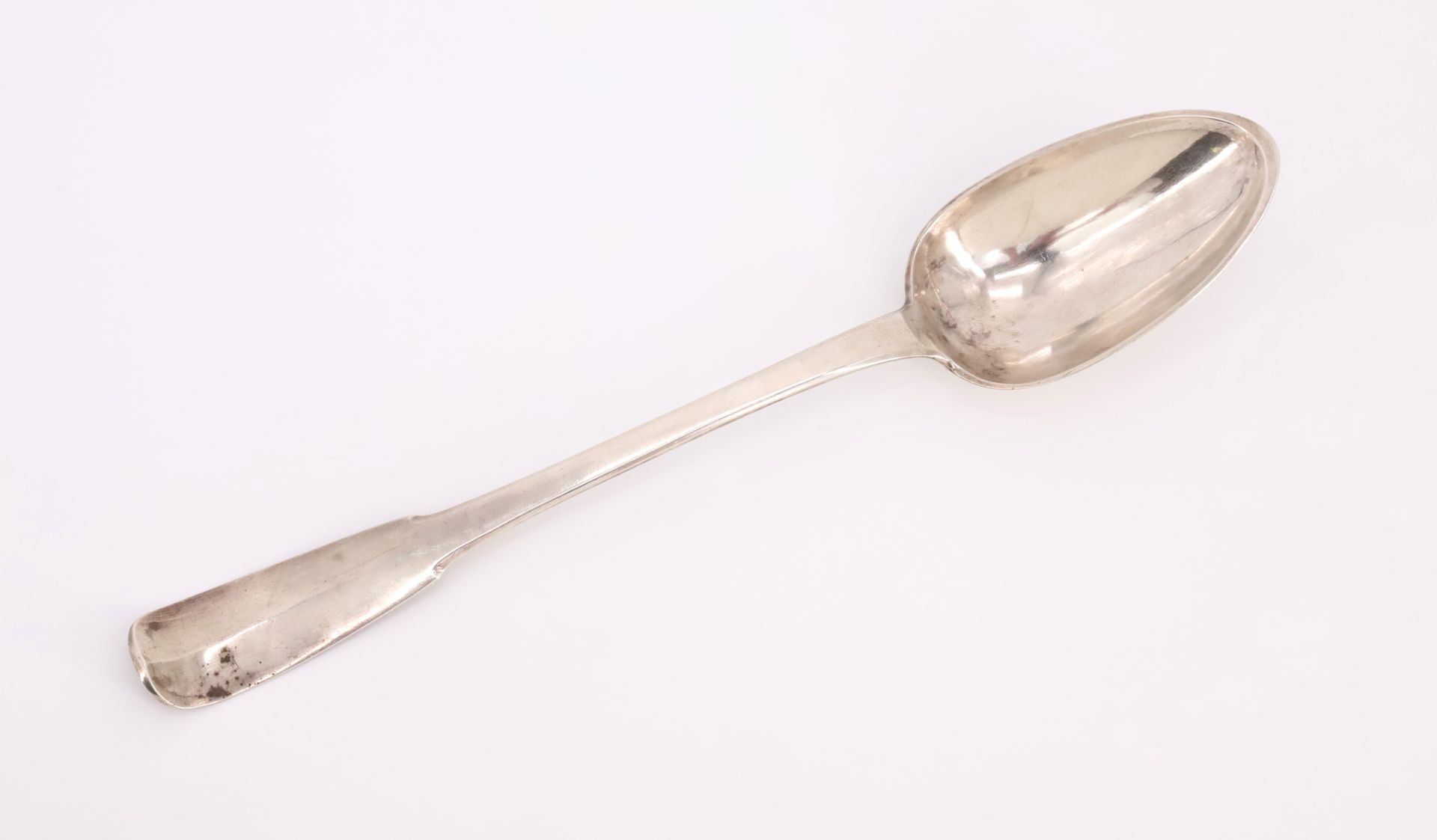 Null Cucchiaio da stufato in argento - Punzoni del XVIII secolo - L. 32 cm, peso&hellip;