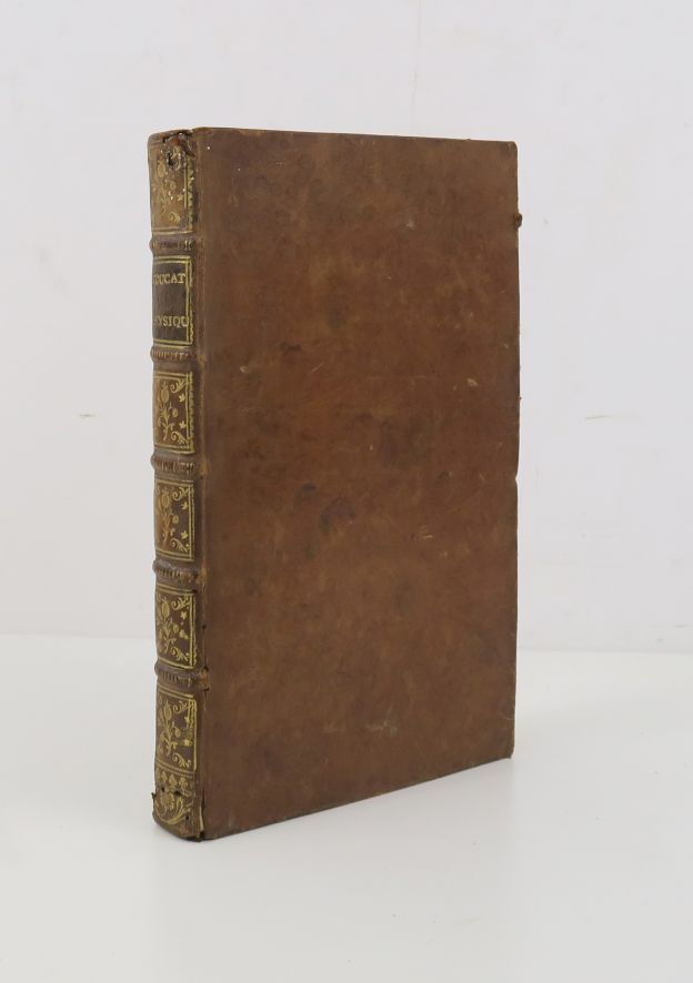 Null BALLEXSERD（雅克）。关于儿童体育教育的论文，从出生到青春期。巴黎，Vallat-la-Chapelle，1762。

8开本，黄褐色基座，书&hellip;