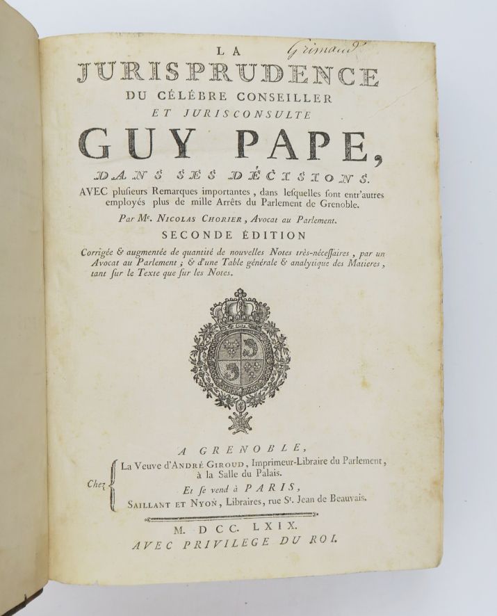 Null 法律 - [PAPE (Guy)]。La jurisprudence.格勒诺布尔，安德烈-吉鲁的遗孀，1759年。

四开本，半巴掌大，书脊有棱角，作&hellip;