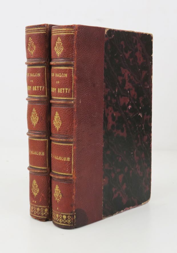 Null DESBORDES-VALMORE（马塞林）。贝蒂夫人的沙龙，英国的风俗。布鲁塞尔，梅林，1836年。

2卷，小12开本，红色半旗袍，书脊有棱纹和装&hellip;