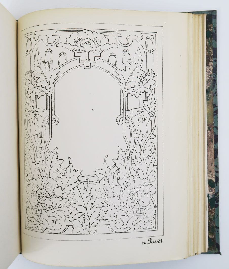Null MEUNIER（查尔斯）。适合装饰书籍装订的装饰性花卉。前面是对历代弗洛拉的历史总结。查尔斯-穆尼耶的120幅未发表的花卉作品，书商。巴黎，Groli&hellip;
