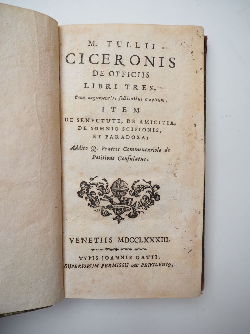 Null 马库斯-图利乌斯（CICERON）。De Officiis libri tres...威尼斯，Gatti，1783。

12开本，带角的半棕色basa&hellip;