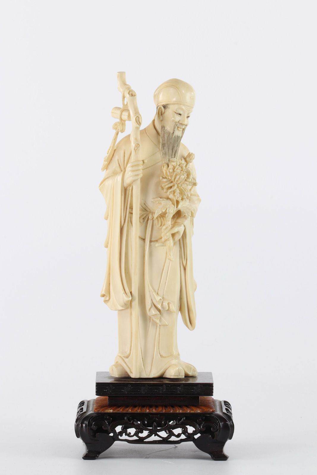 Chine sculpture d'un sage portant une fleur et un bâton vers 1900 Chine sculptur&hellip;