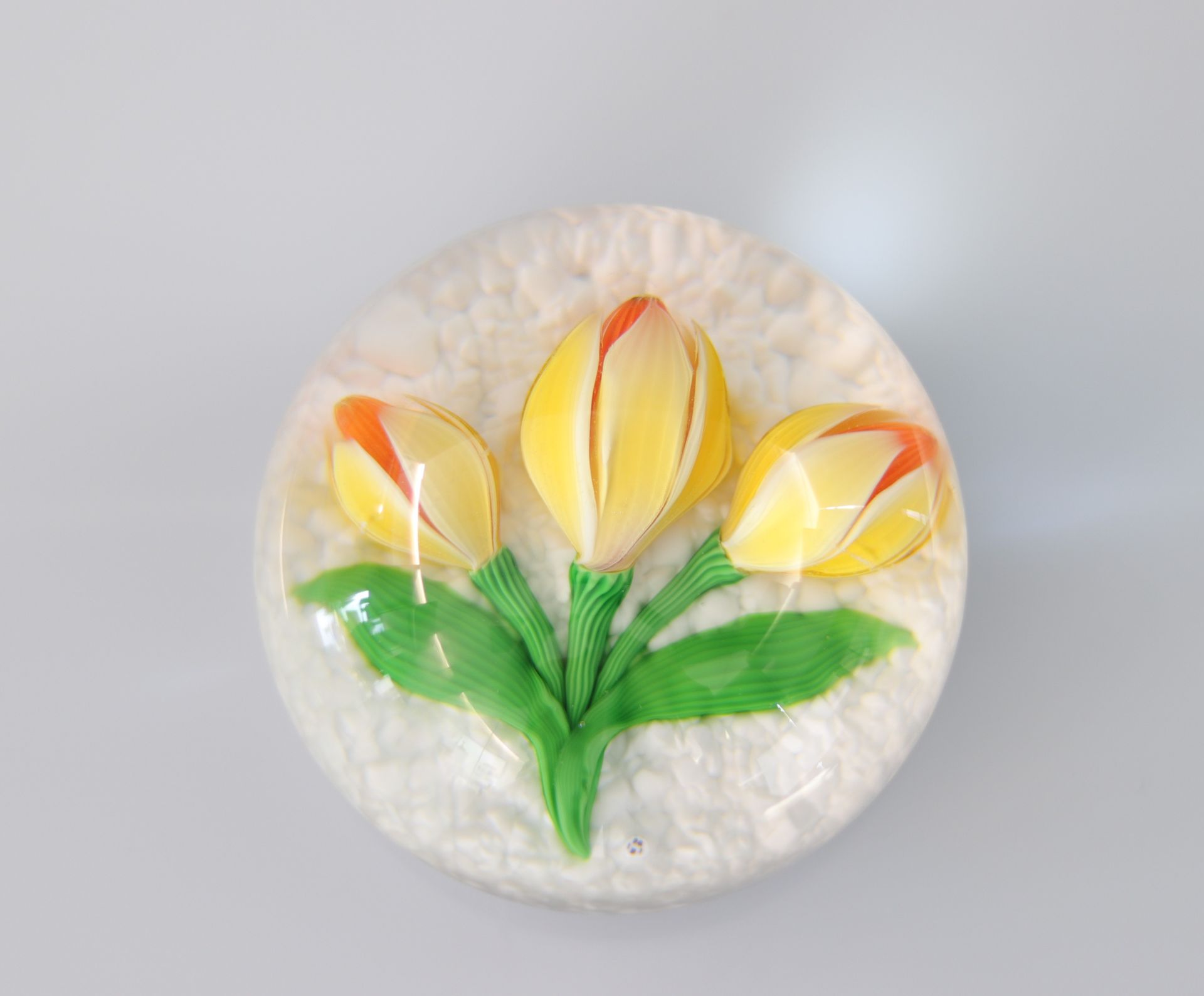 Presse-papiers Baccarat 1981- 47/150, Crocus sur neige Baccarat paperweight 1981&hellip;