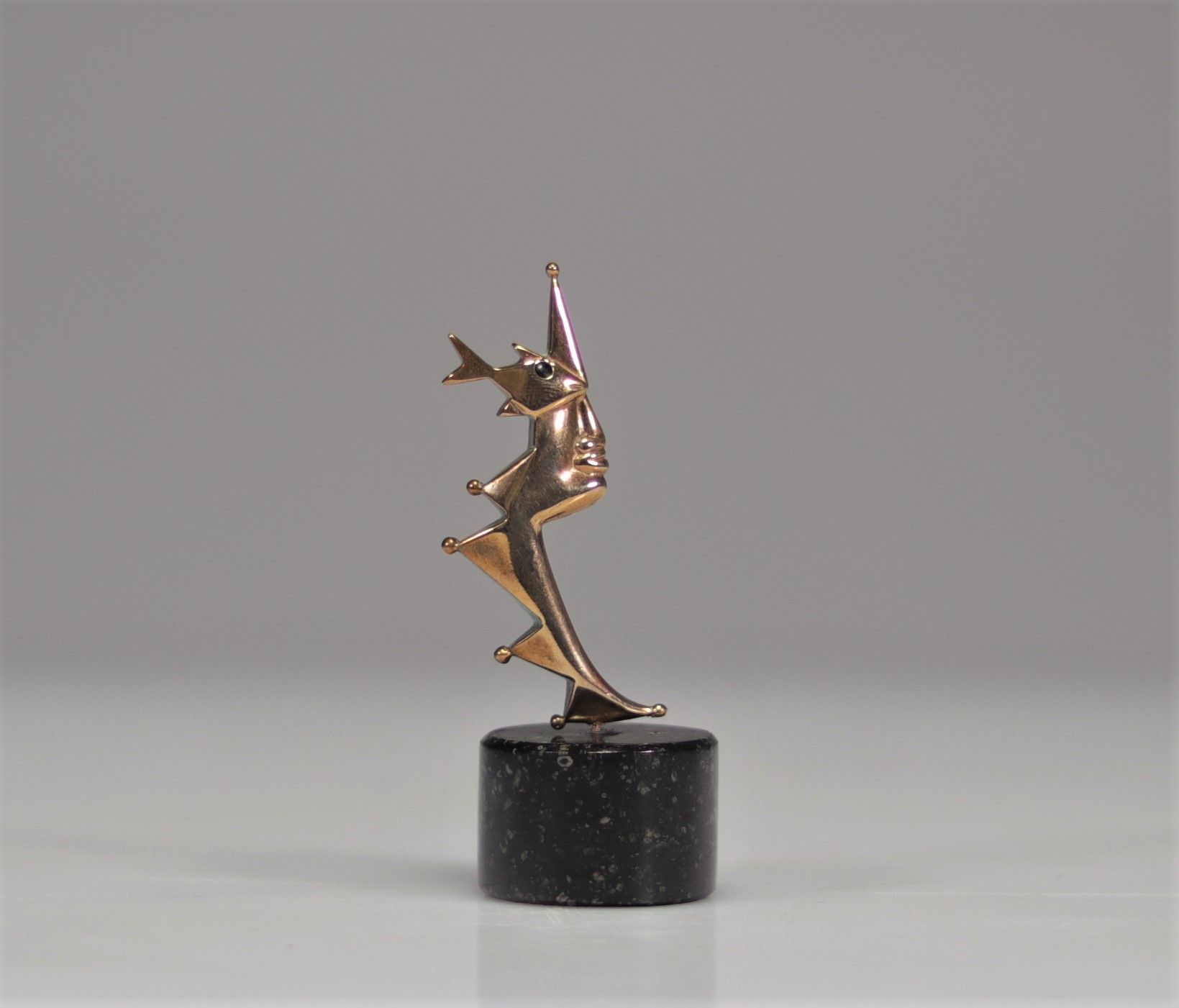 Null Jean Cocteau. Circa 50. "Homme poisson". Sculpture en bronze doré et email &hellip;