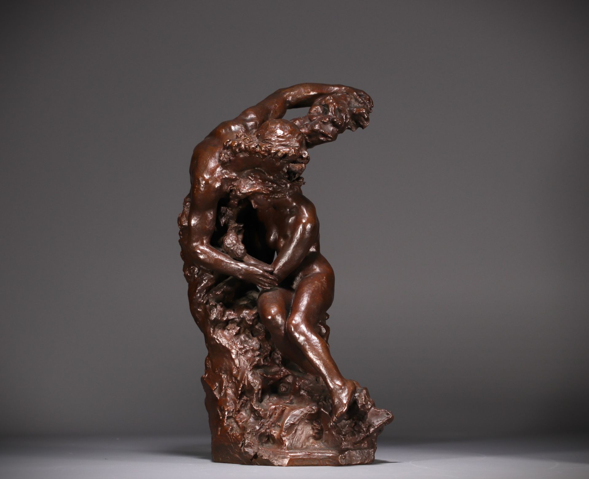 Null Jules DESBOIS (1851-1935) "L'Amour" Bronze à la cire perdue, signé J. Desbo&hellip;