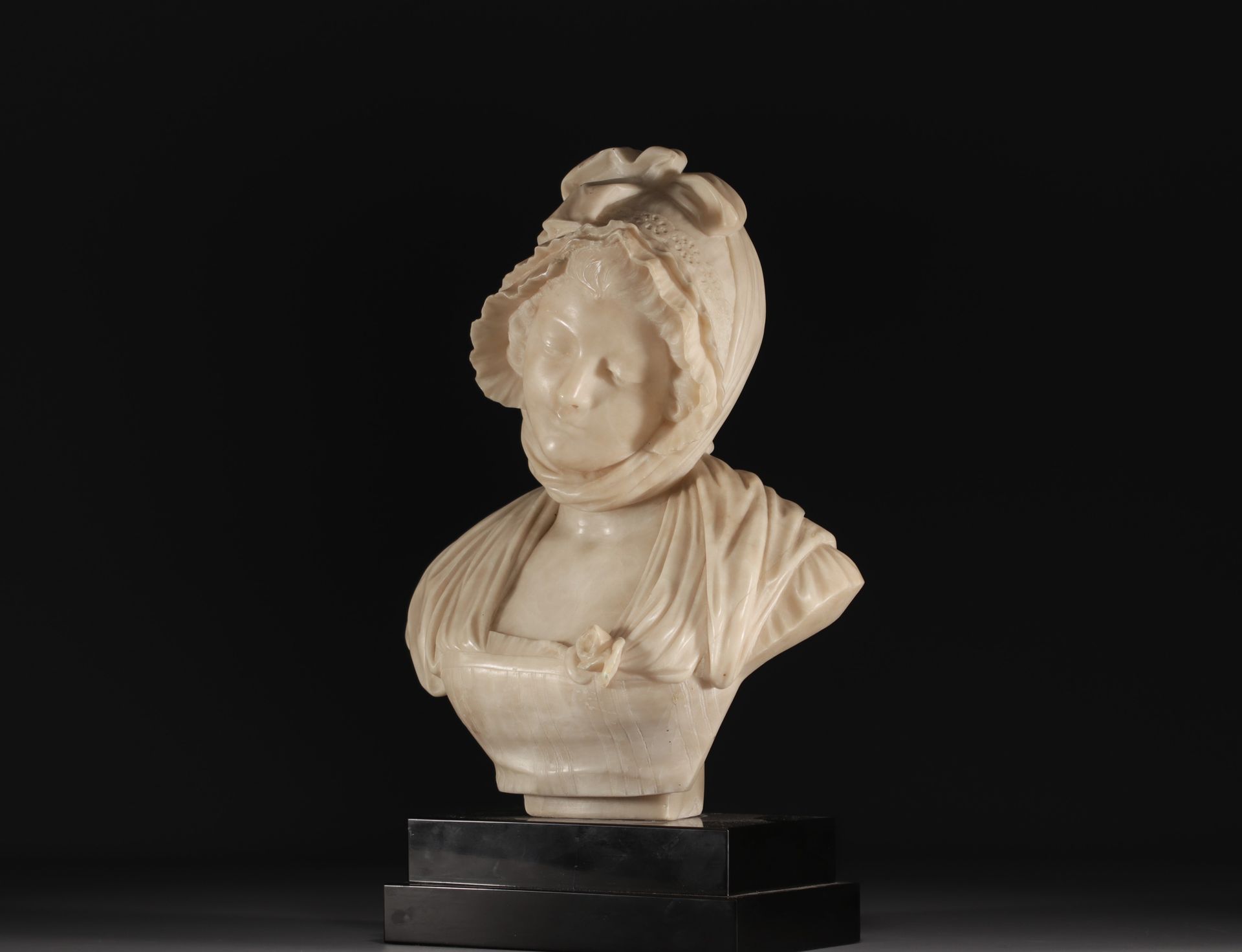 Null Jean Baptiste GREUZE (after) "Buste de jeune dame", marble sculpture, black&hellip;