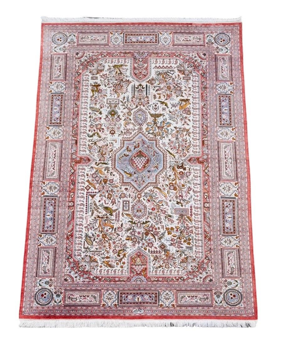 Null Persia/Irán - Alfombra oriental de seda natural roja.
Peso: 5.15 kg
Entrega&hellip;