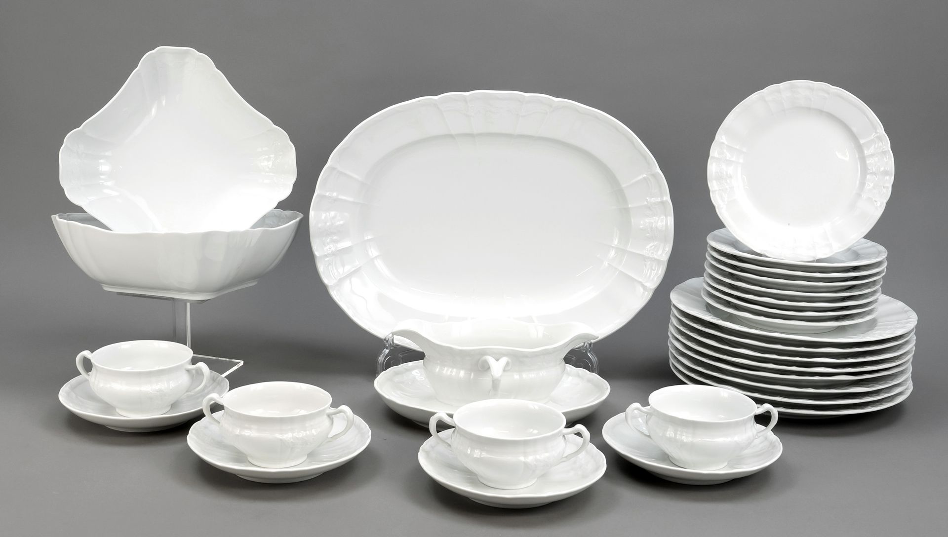 Null Dinner service for 8 persons, 36 pieces, KPM Berlin, mark 1962-1992, 1st ch&hellip;