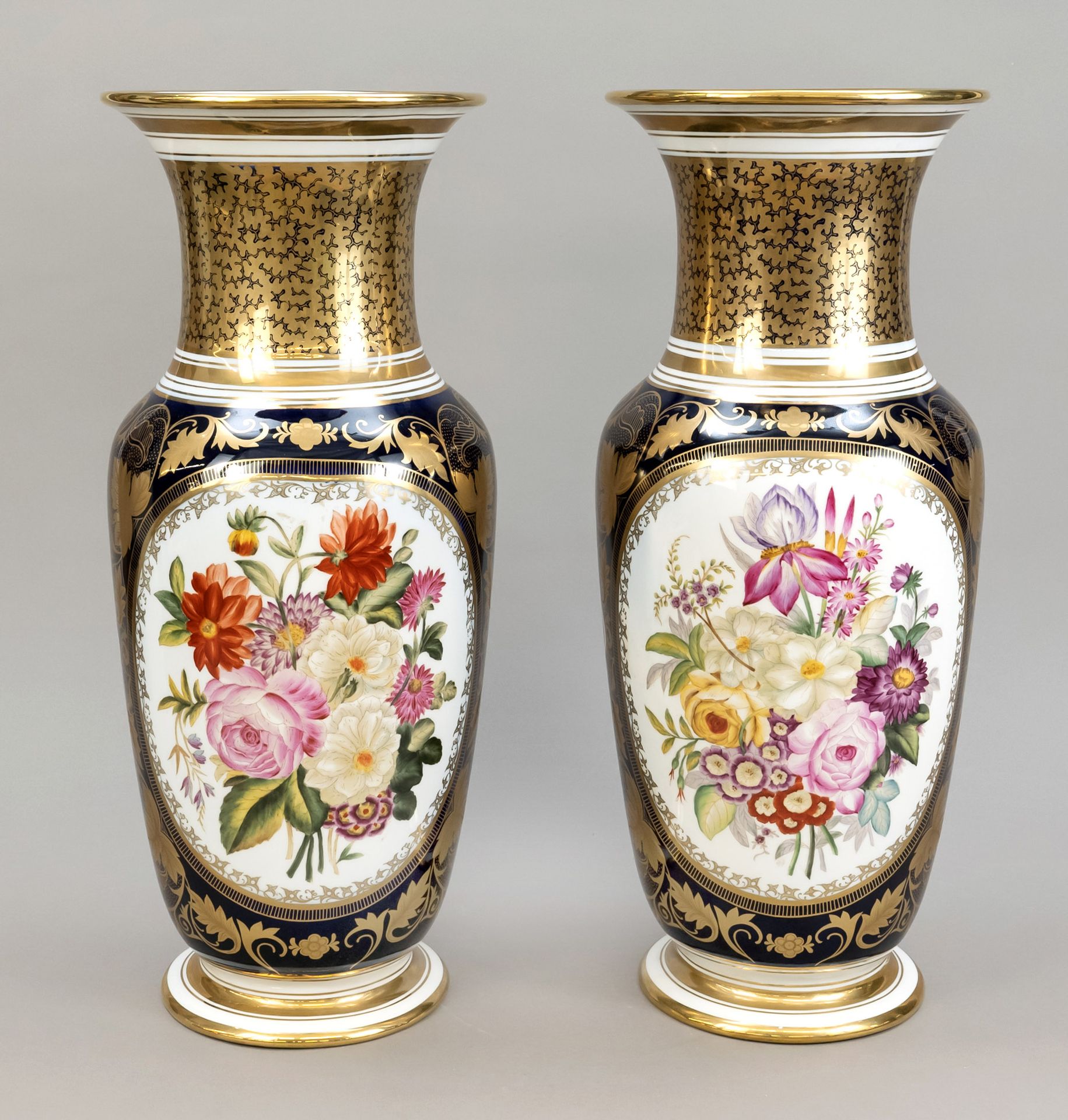 Null Paire de vases de sol, De Valentines, France, fin 19e s., forme balustre, m&hellip;