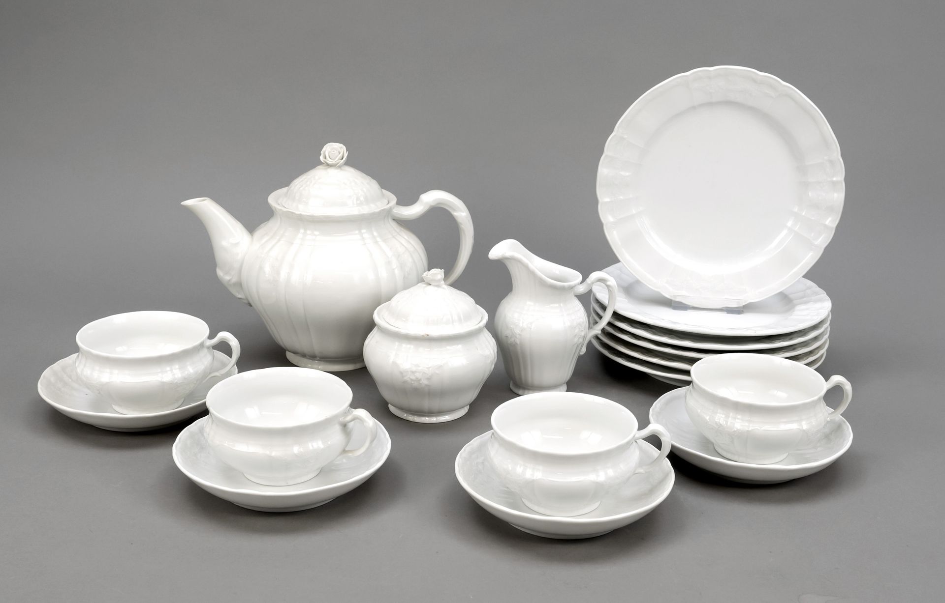 Null 6人茶具，21件，KPM柏林，标记1962-1992，第二选择，形式Rocaille，设计Friedrich Elias Meyer，白色，茶壶，盖子&hellip;
