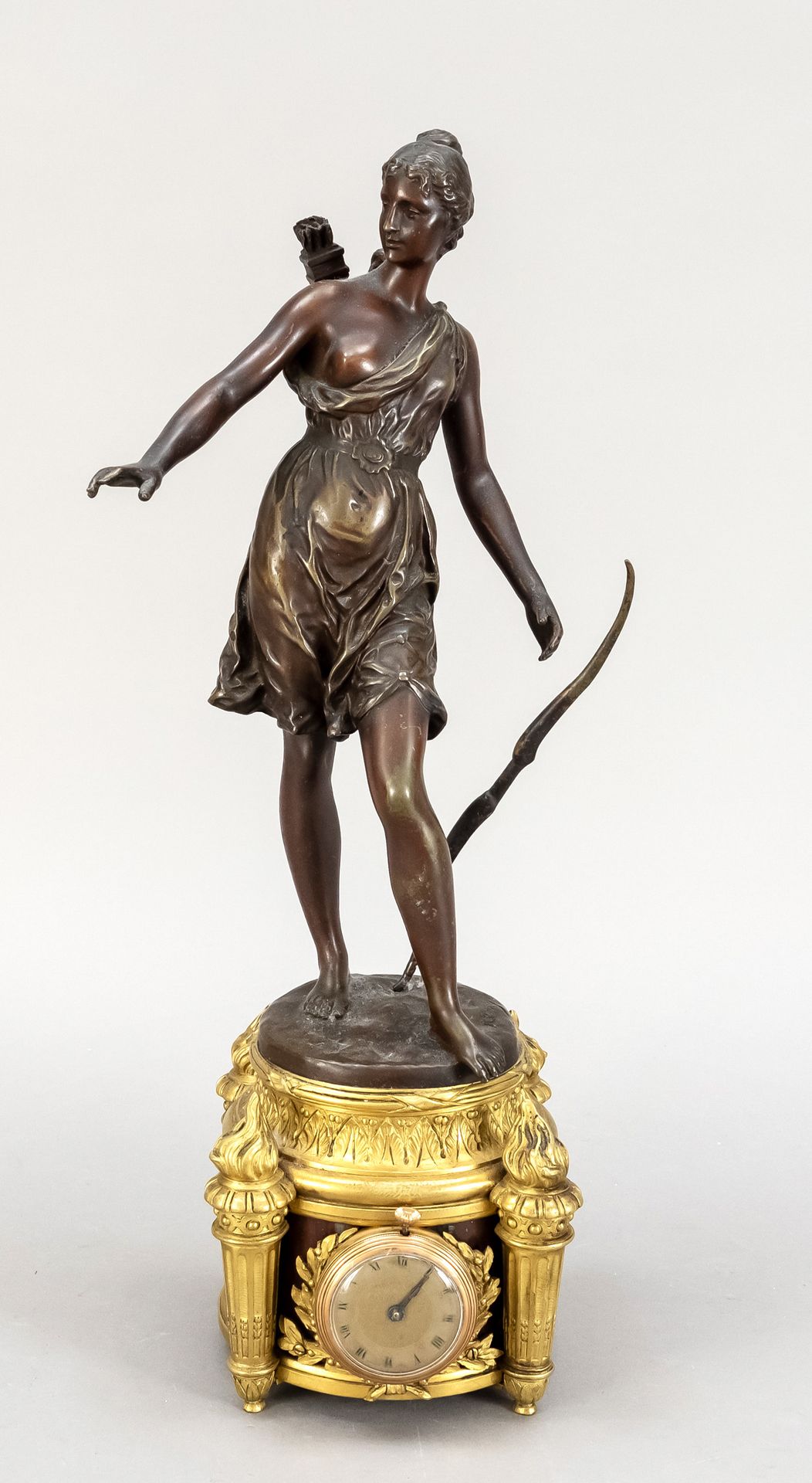 Null Pendolo figurato in bronzo, inscritto A. Peene ( Augustin Peene 1853-1913 )&hellip;