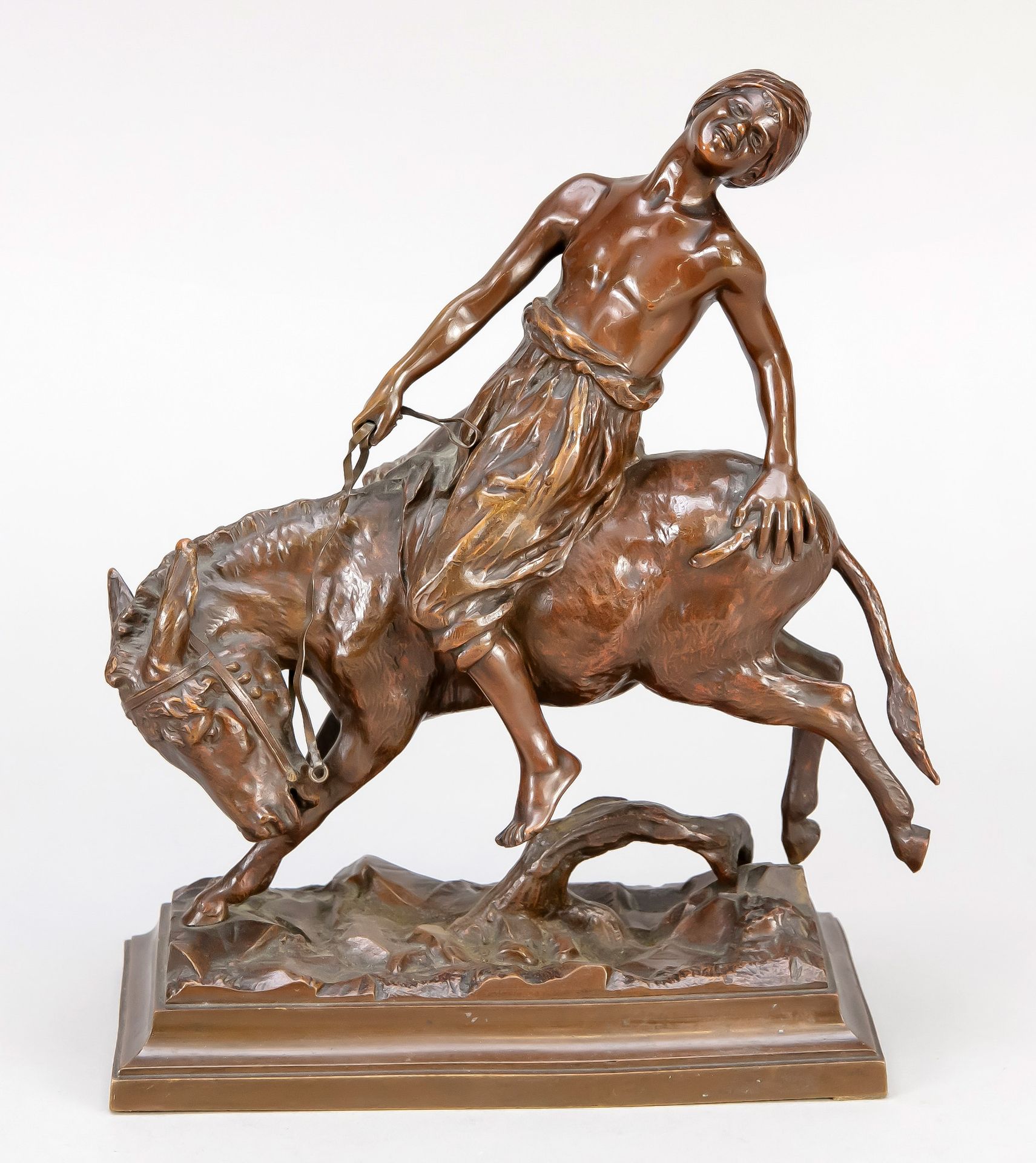 Null 保罗-艾歇尔（1859-1910），法国雕塑家，东方人骑着一头离去的驴子，自然主义底座上的红褐色青铜，签名，高22.5厘米