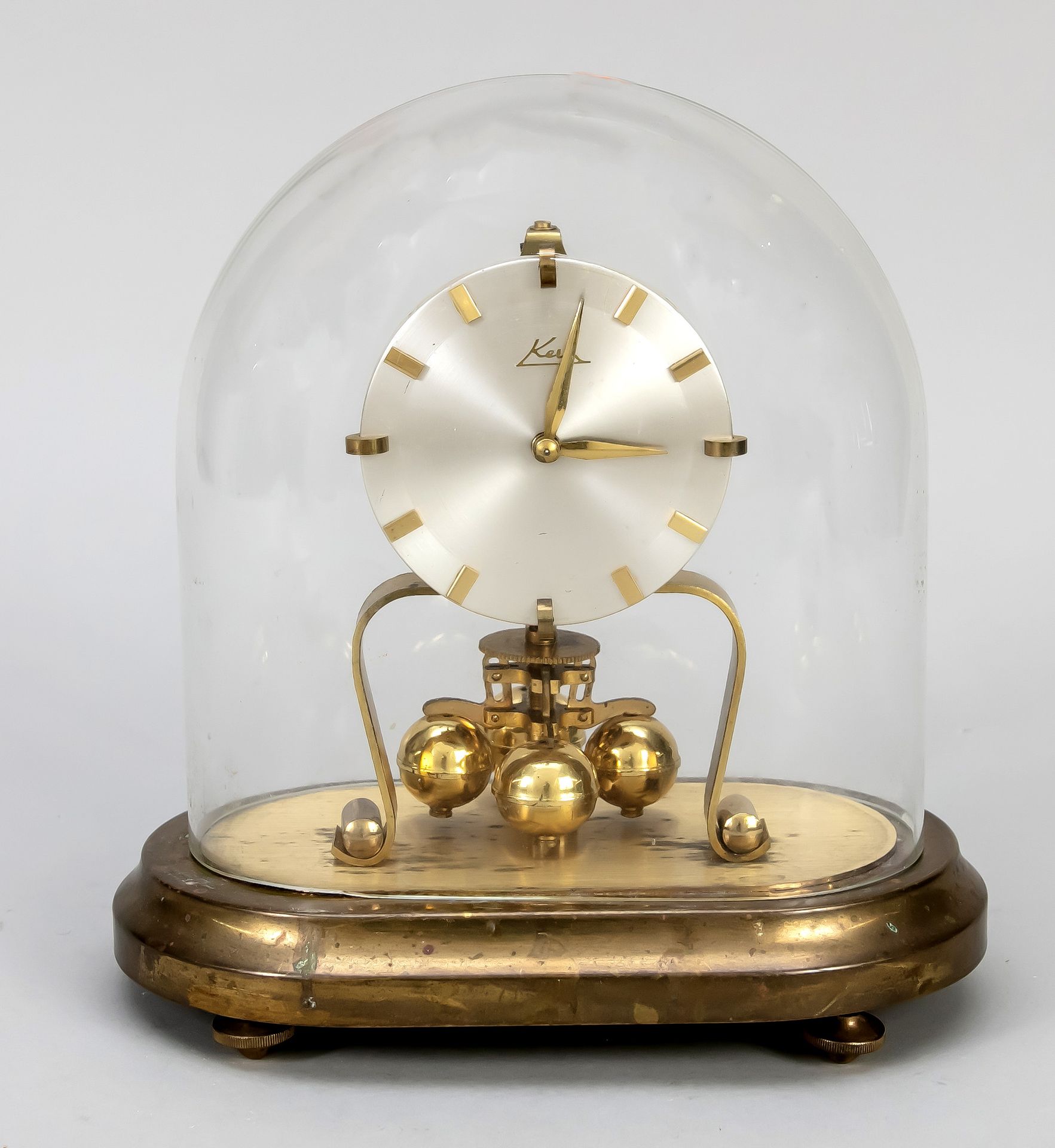 Null Koma pendulum clock, 2nd half of 20th century, base with rest gilding, silv&hellip;