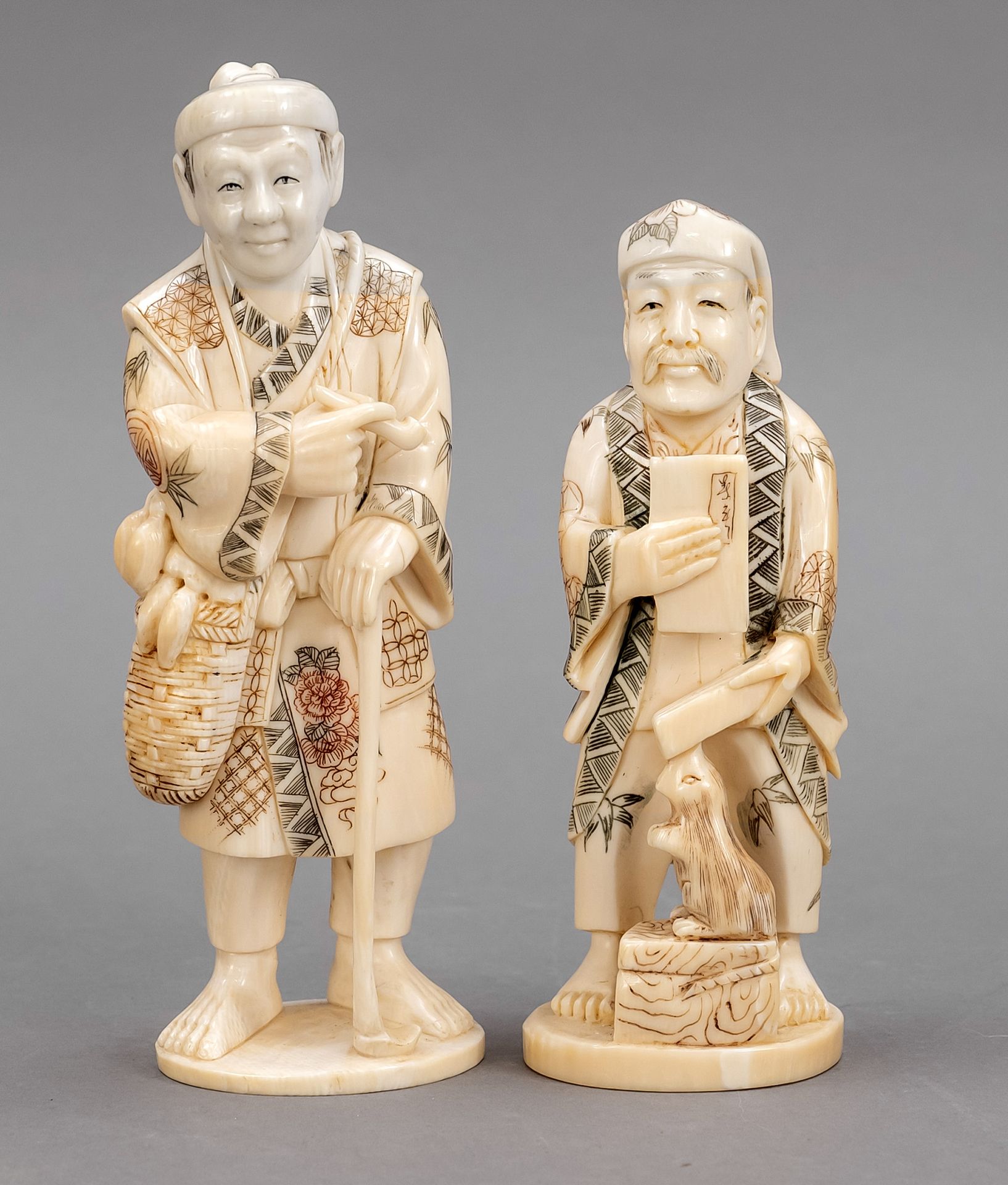 Null 2 Okimonos, Japan, c. 1900 (Meiji), ivory carvings with polychrome painted &hellip;