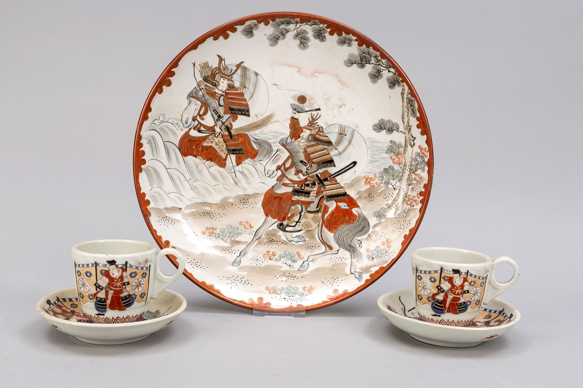 Null Lot de pièces en porcelaine Kutani/Aka-e, Japon, 19e/20e s., comprenant une&hellip;