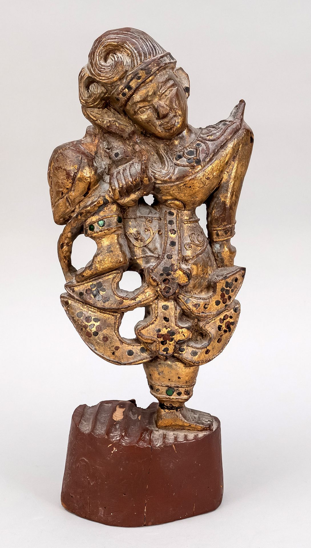 Null Figura de madera, Indonesia, 1ª mitad del siglo XX, madera, decorada en oro&hellip;