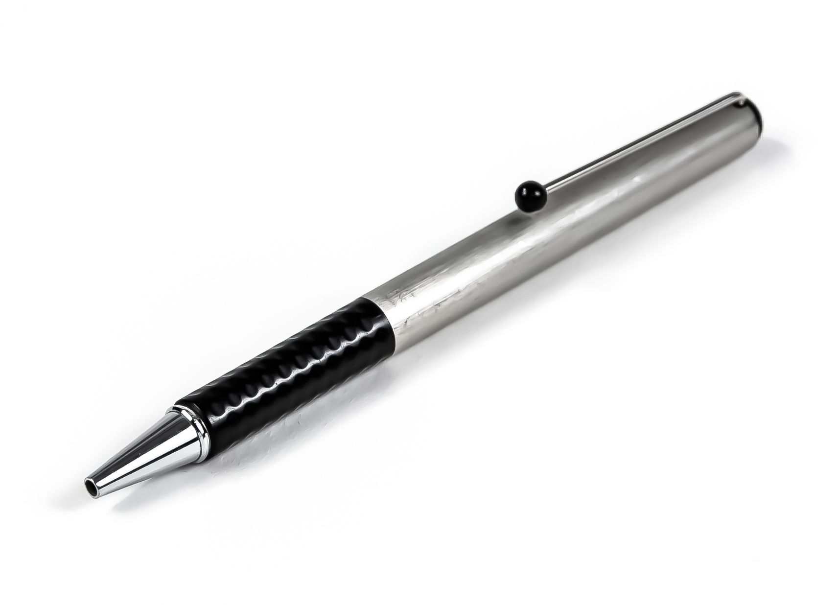 Null 万宝龙圆珠笔，1980年代，Turbo系列，扭动式圆珠笔，黑色应用的钢质笔管，长13.5厘米