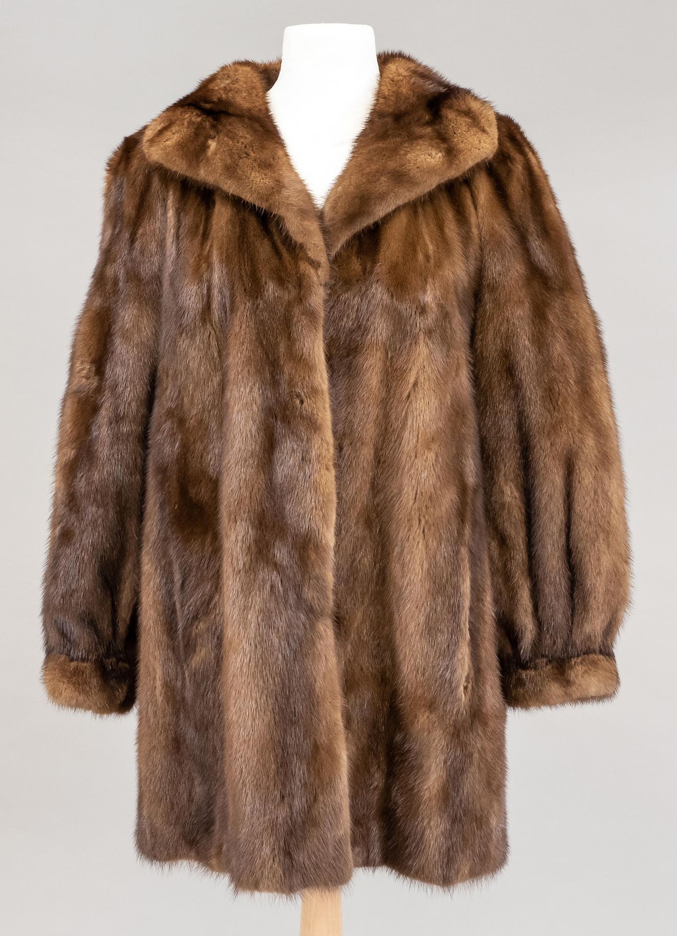 Null Women's mink jacket, marked Your Sixth Scythe/Saga Mink on a label in the l&hellip;