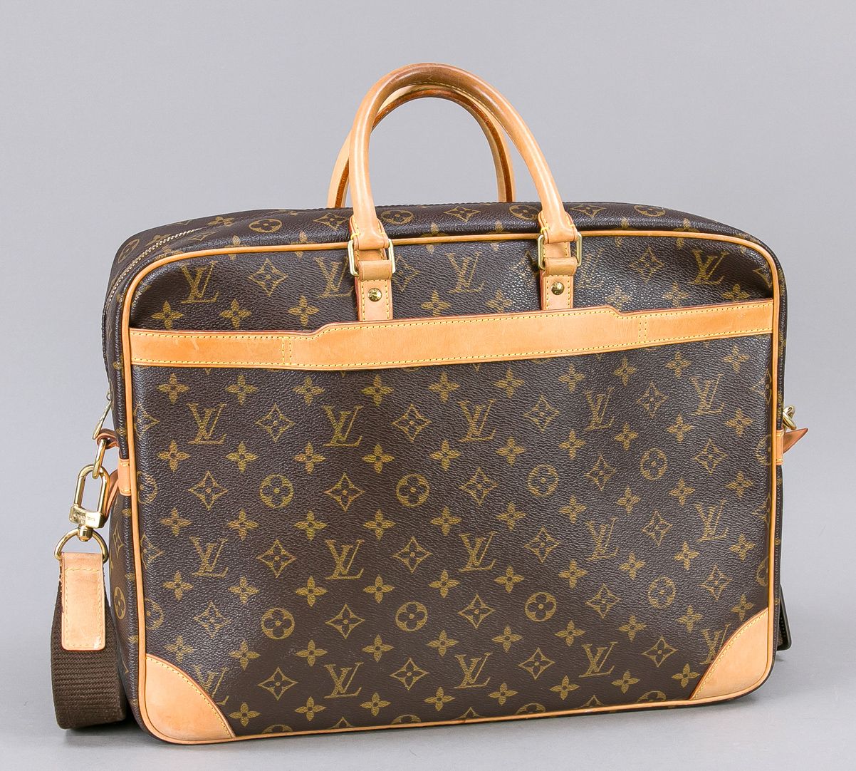 Null Louis Vuitton, Monogram Canvas Laptop/Business Bag, rubberized cotton fabri&hellip;