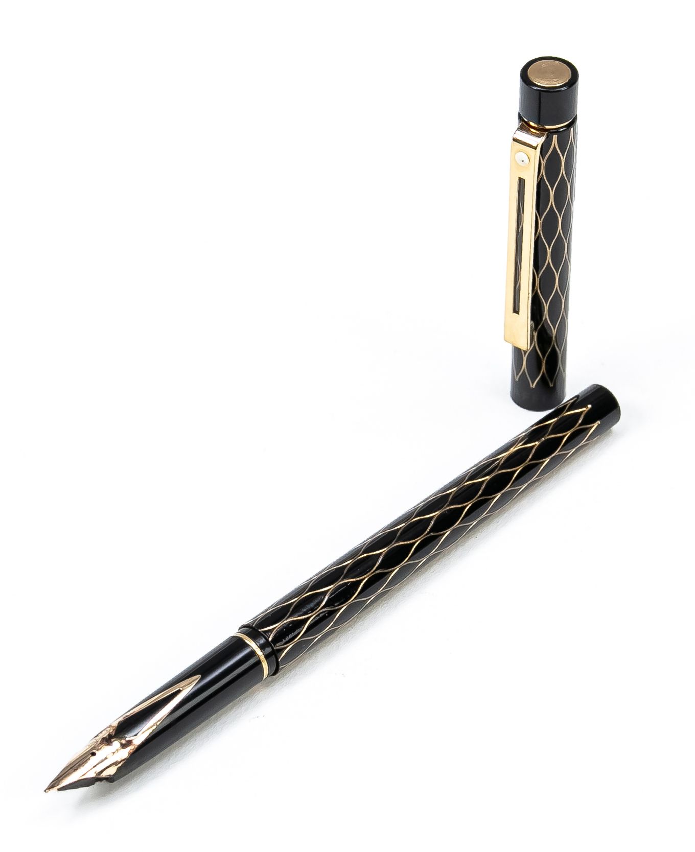 Null Sheaffer's converter fountain pen, USA, 2nd half of 20th c., 14 ct (585 ) y&hellip;