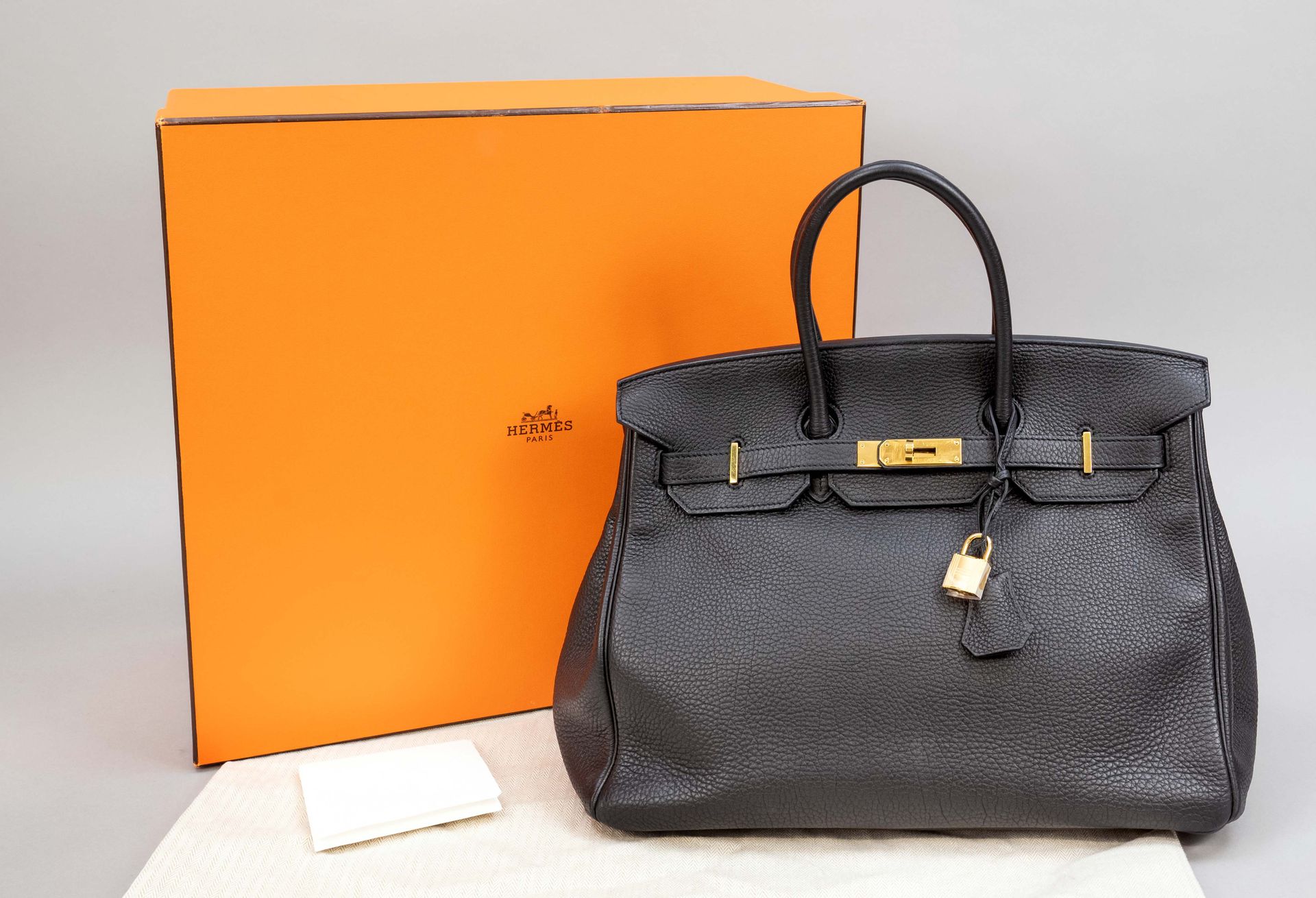 Null Hermes, Birkin Bag 35, black grained togo leather (baby calfskin), gold-ton&hellip;