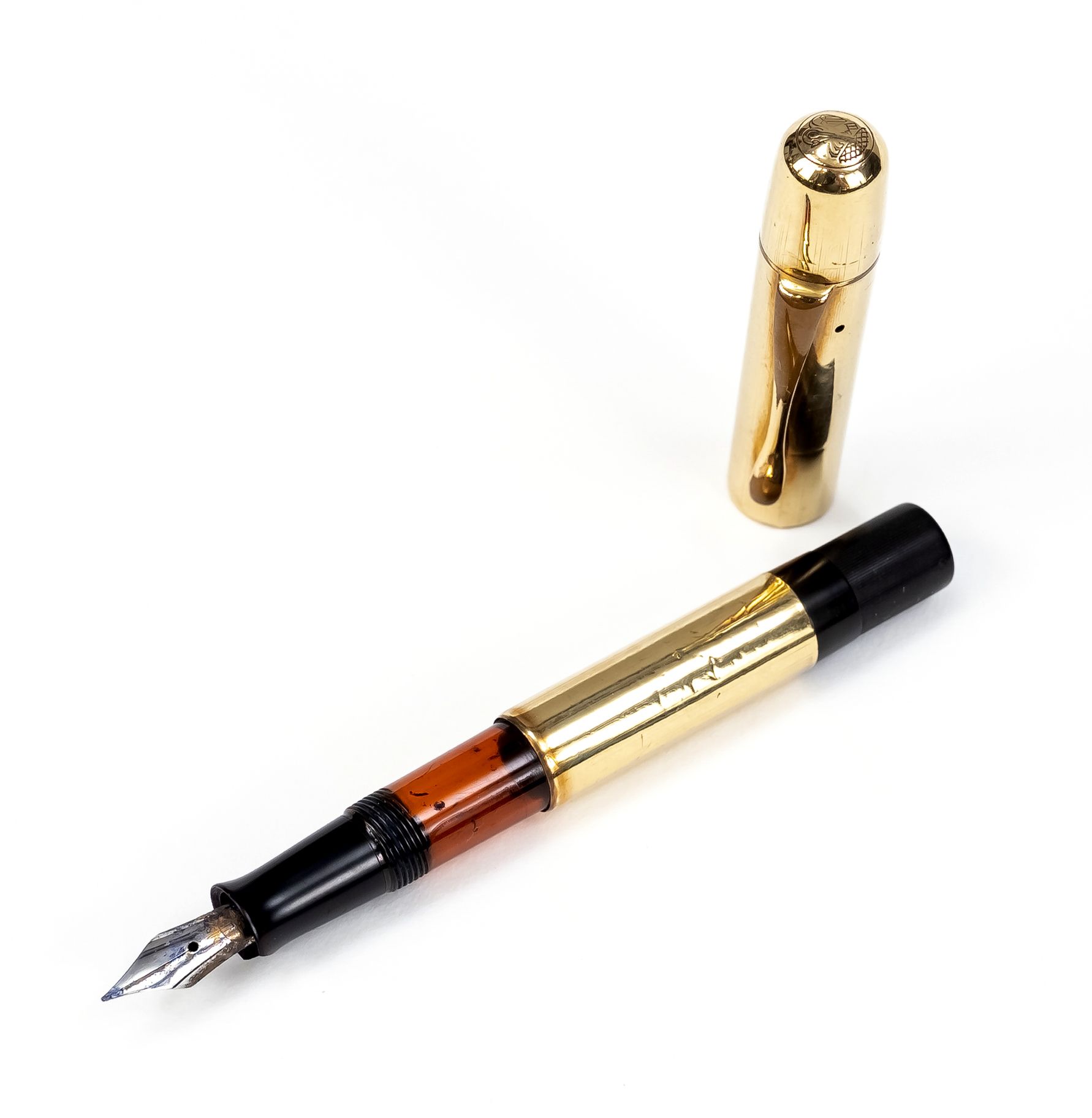 Null 
Piston fountain pen, 2nd half of the 20th century, 585 yellow gold case wi&hellip;
