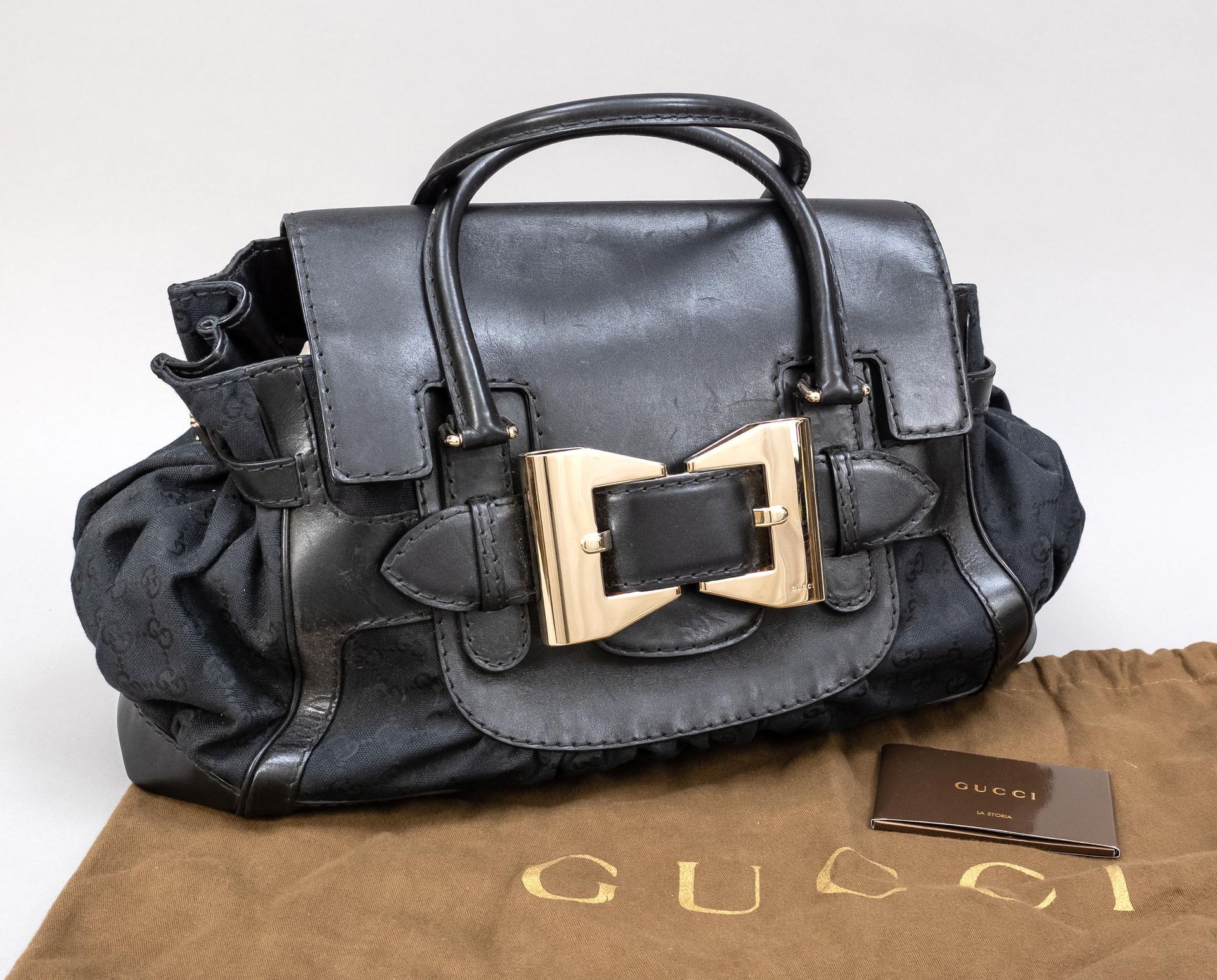 Null Gucci, Borsa a tracolla Hobo vintage, tela nera con logo intrecciato e dett&hellip;