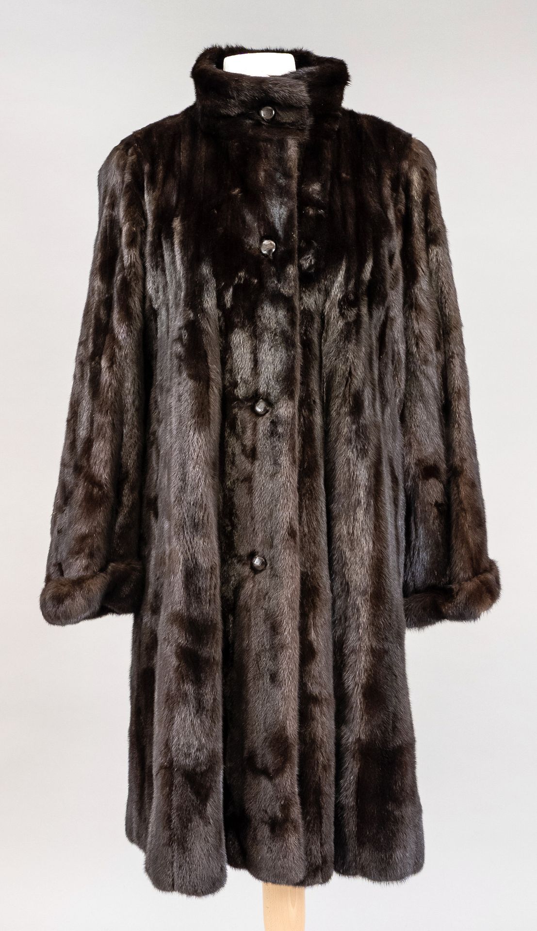 Null Swingers in visone da donna, marcato HM Fur Design su un'etichetta nella fo&hellip;