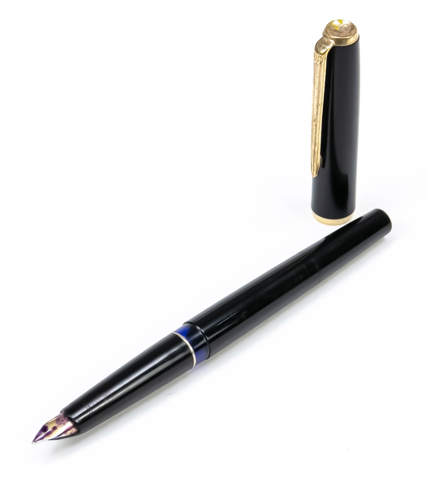 Null Pelikan，活塞式钢笔，20世纪下半叶，镀金笔尖，黑色外壳，镀金应用，长13.5厘米