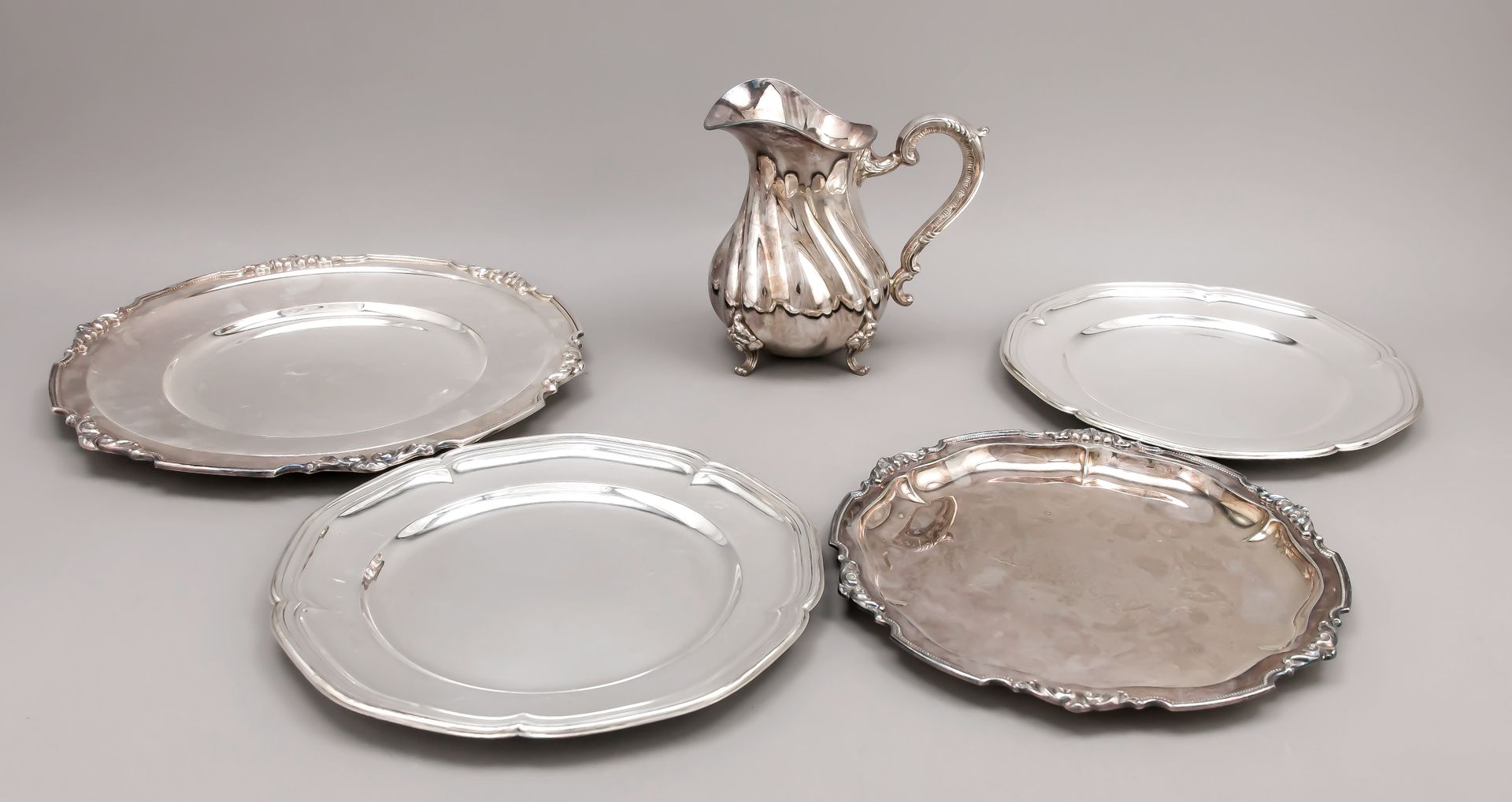Null Set of five pieces, 20th century, plated, 4 round plates, different sizes, &hellip;