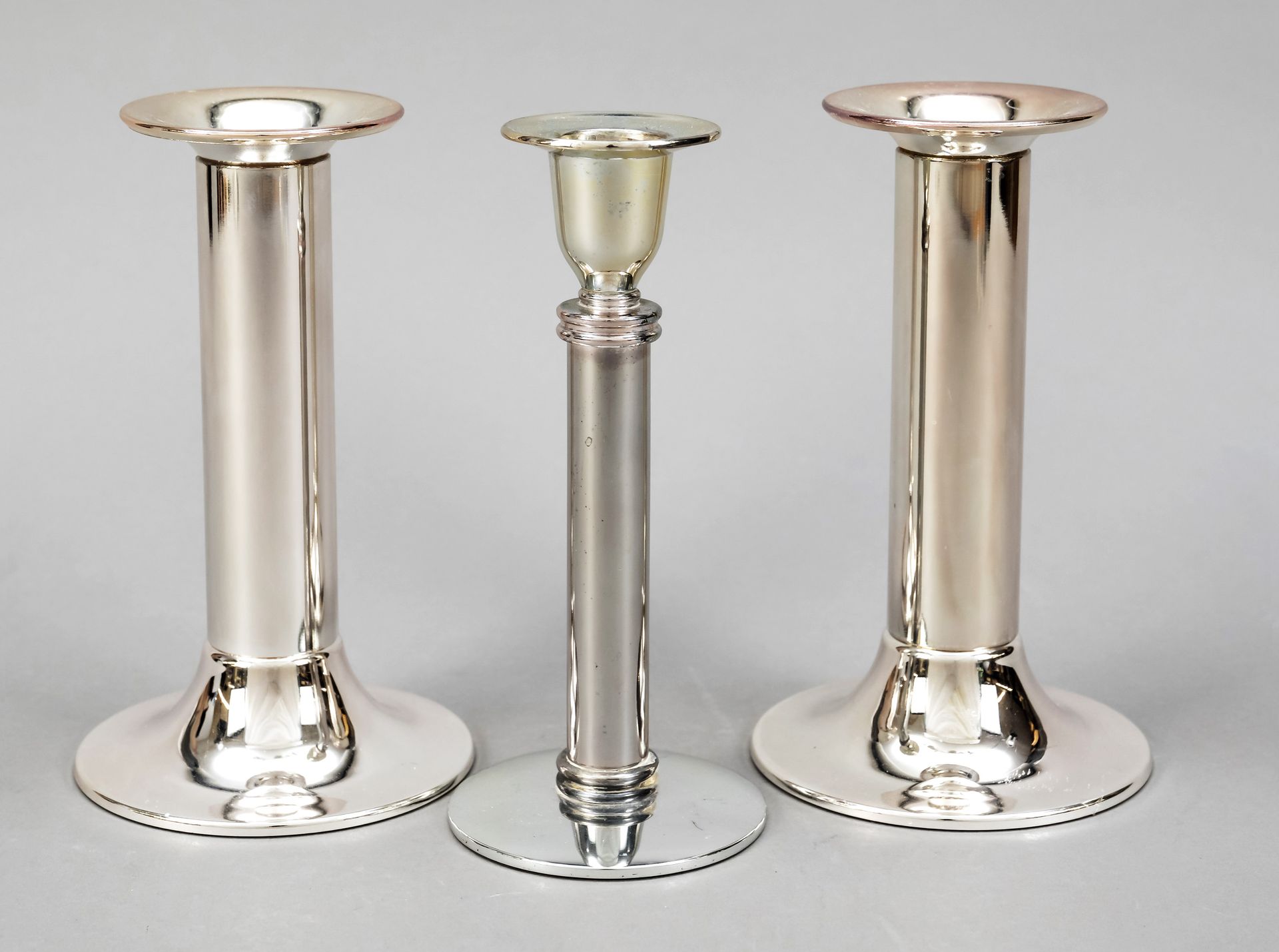 Null Three candlesticks, 20th c., plated, each round stand, cylindrical shaft, h&hellip;