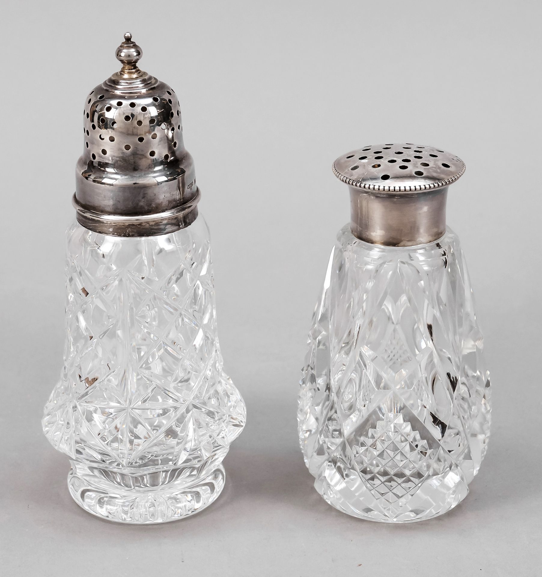Null Two shakers, Denmark, 1934 and England, 1975 respectively, each with silver&hellip;