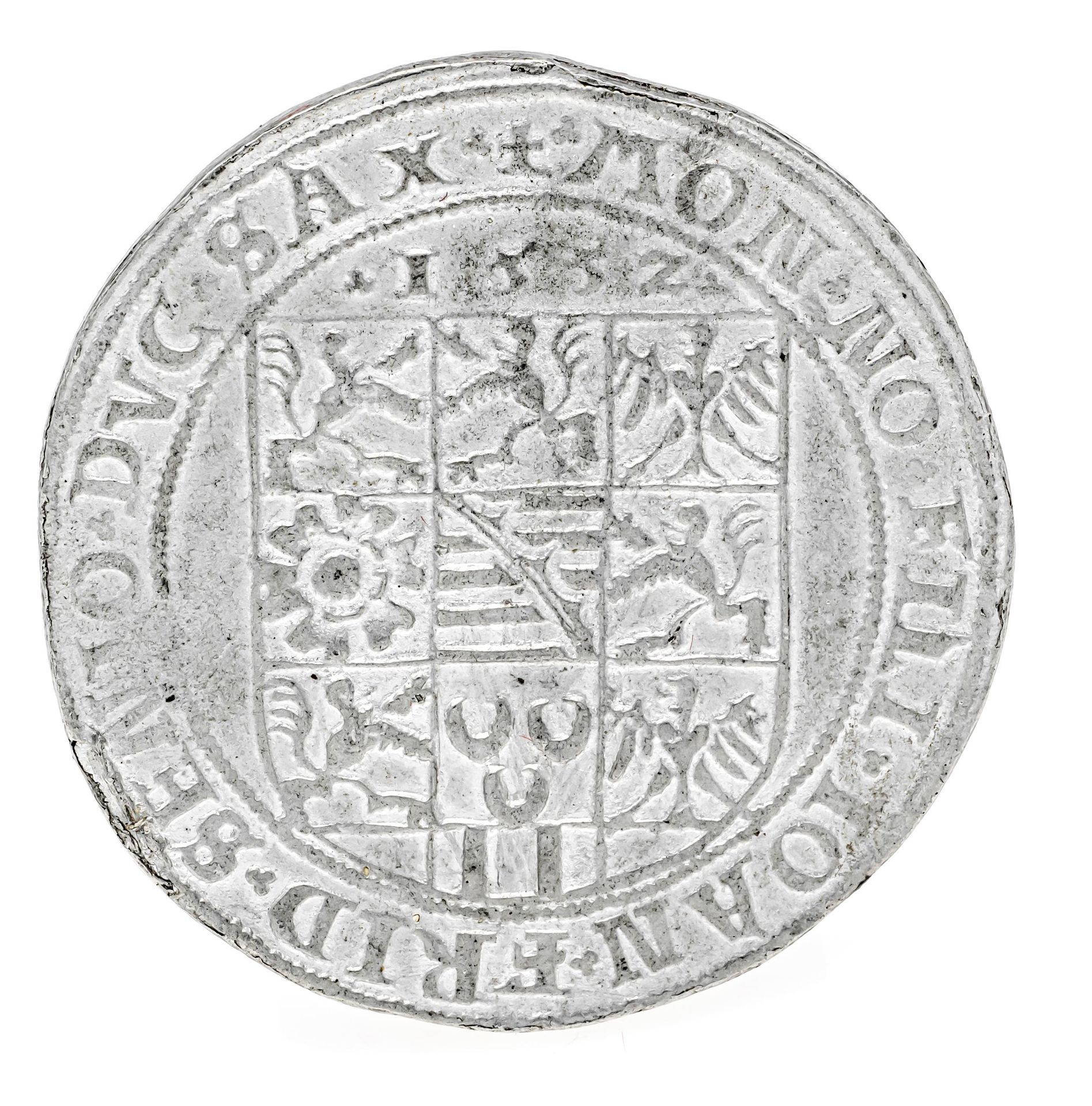 Null 
硬币，塔勒，萨克森州，日期为1552年，26,36克，包装纸上有旧的刻字和解释 - 没有银。可能是历史上的收藏品。