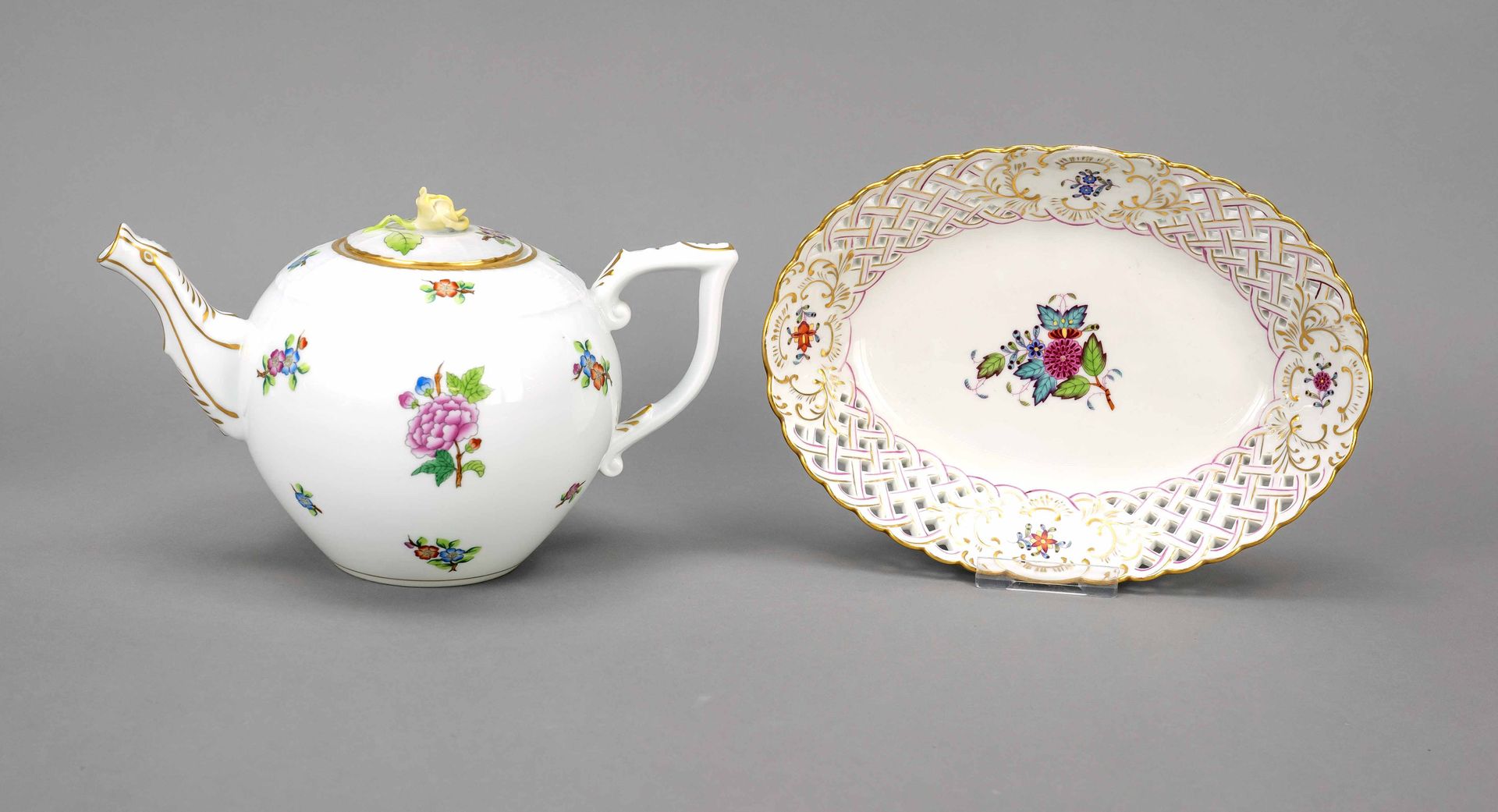 Null Teapot and bowl, Herend, marks after 1967, polychrome painted and ornamenta&hellip;