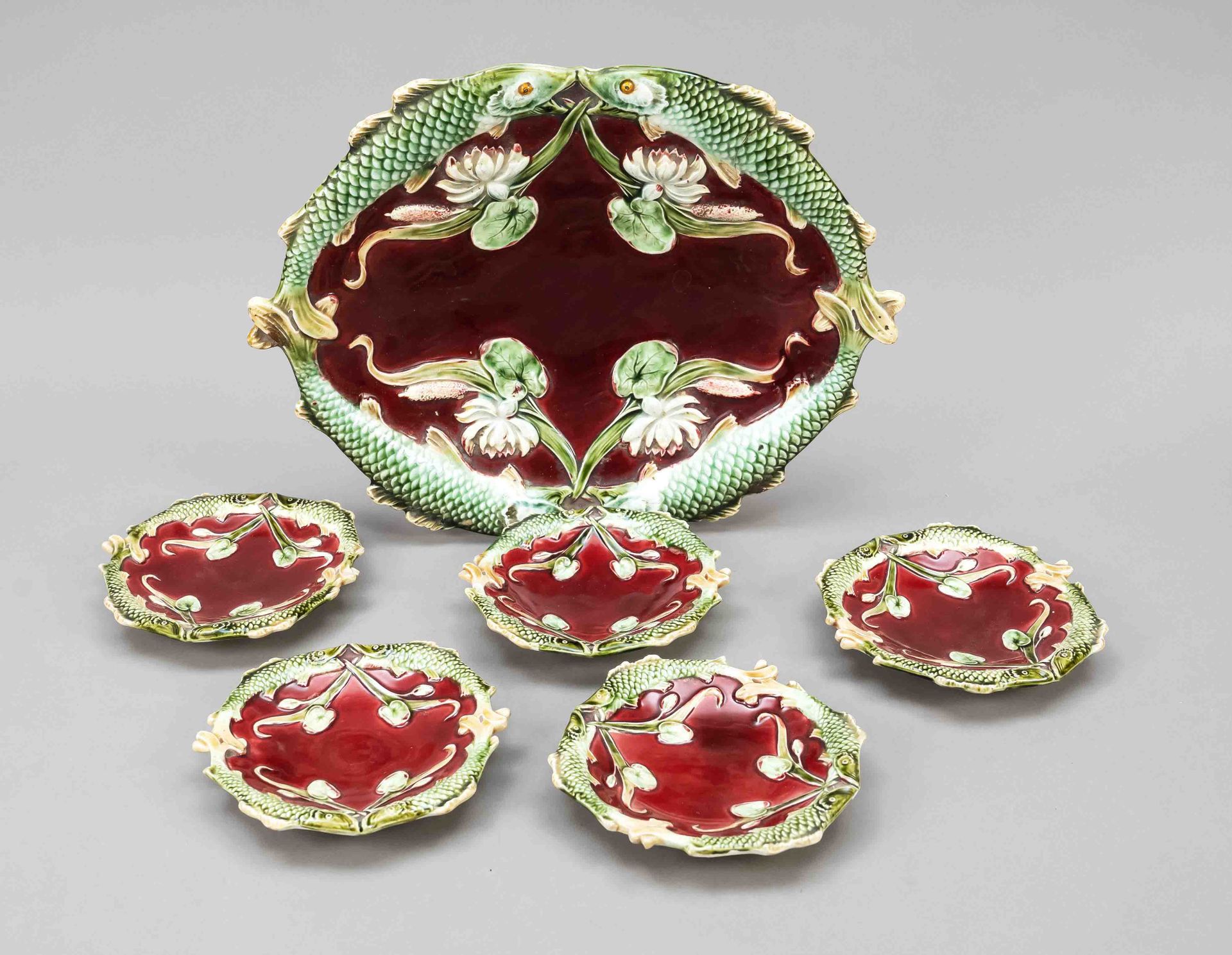 Null Cinco platitos Art Nouveau y un cuenco ovalado, c. 1900, cerámica, borde cu&hellip;