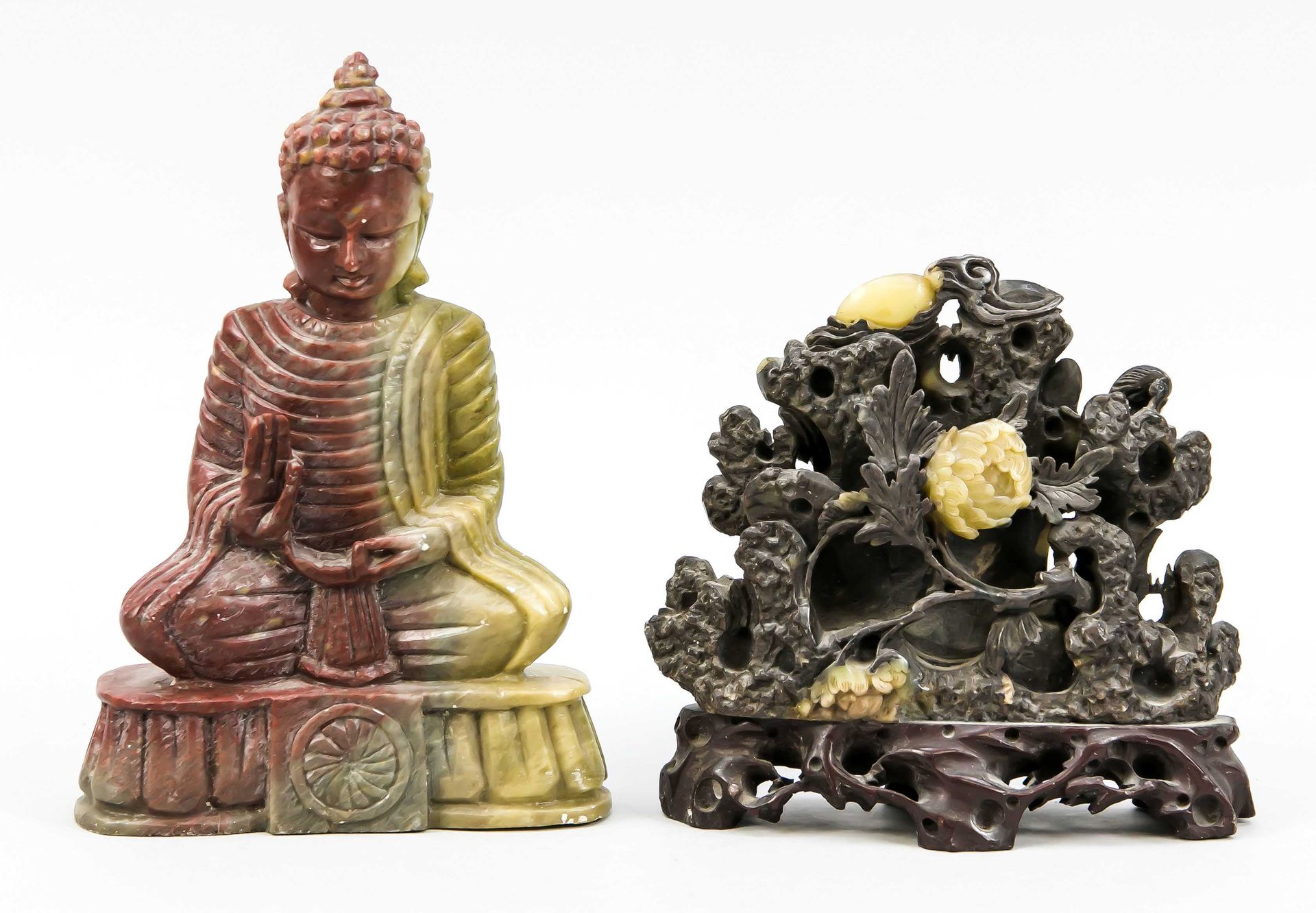 Null 2 Specksteinschnitzereien, China, Mitte 20. Jh. 1 x Buddha auf Lotusthron a&hellip;