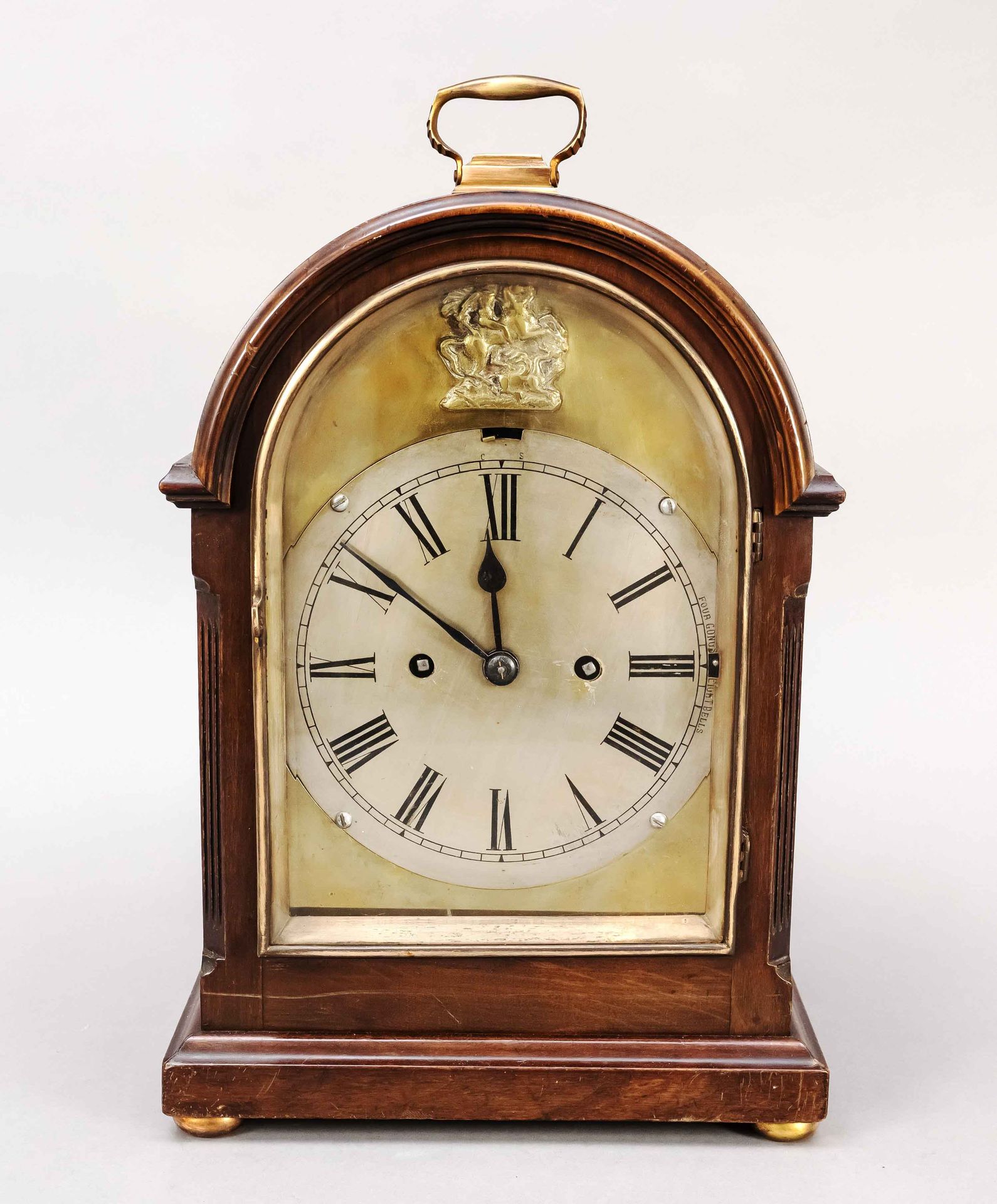 Null Horloge de table Winterhalter & Hofmeier en noyer, vers 1890, avec poignée &hellip;