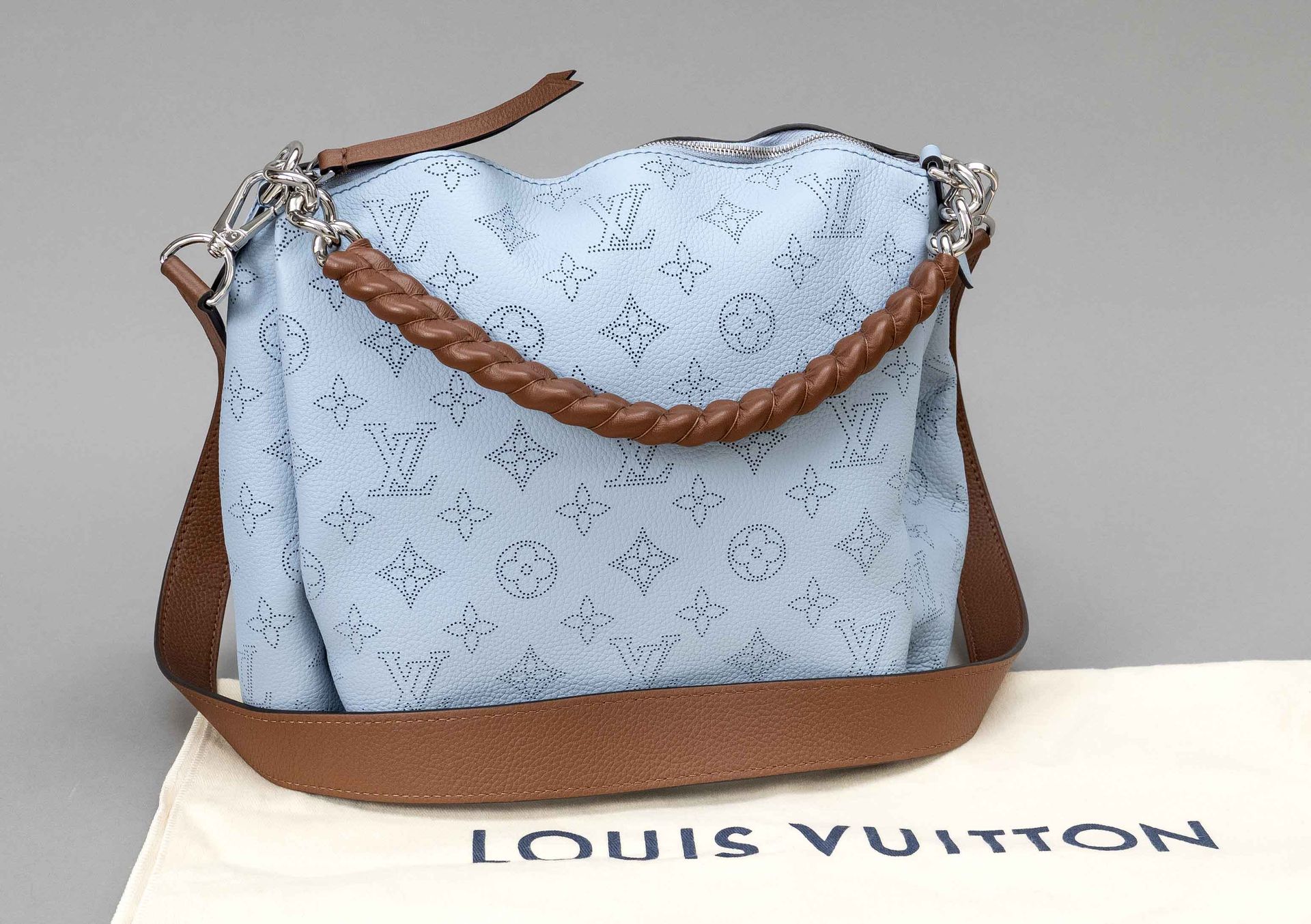 Louis Vuitton, Babylone BB Chain Mahina Blue Horizon Pum…