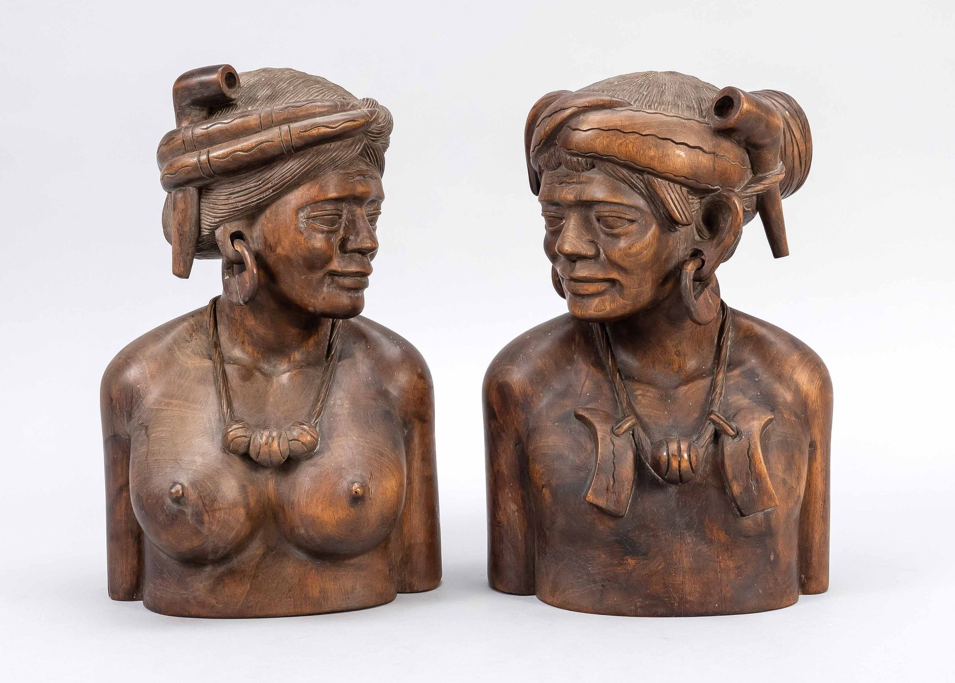 Null 2 busts, 20th c., hardwood, carved figures of a man and a woman of indigeno&hellip;